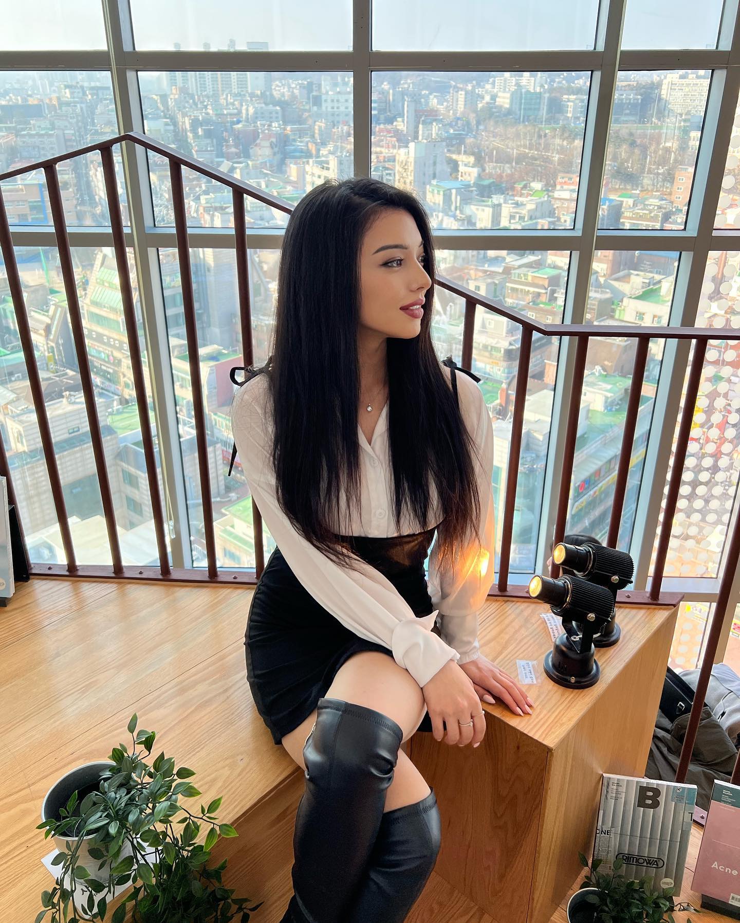 siyamore_ instagram image archive image