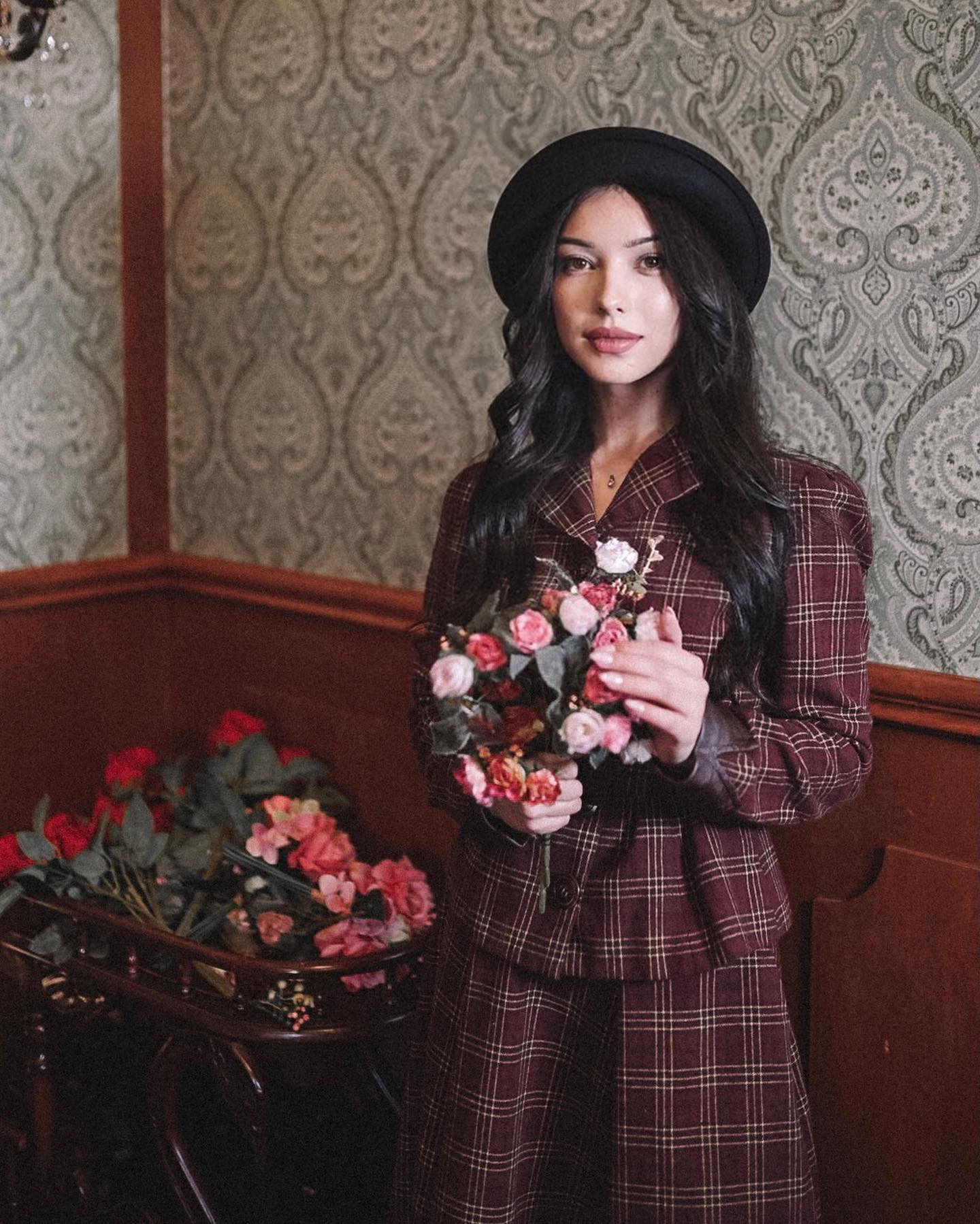 siyamore_ instagram image archive image