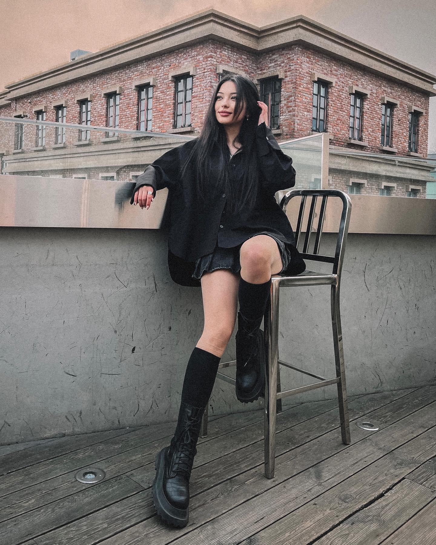 siyamore_ instagram image archive image