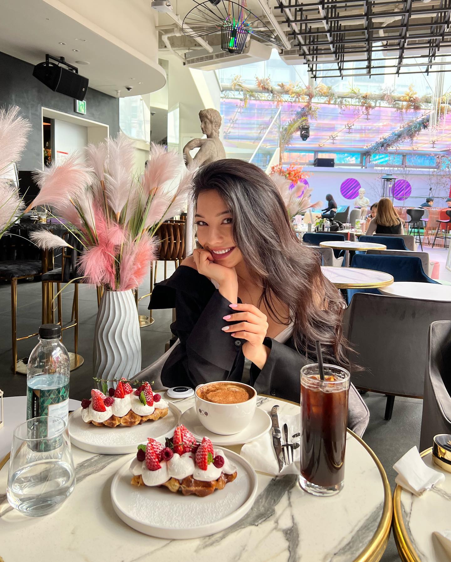 siyamore_ instagram image archive image