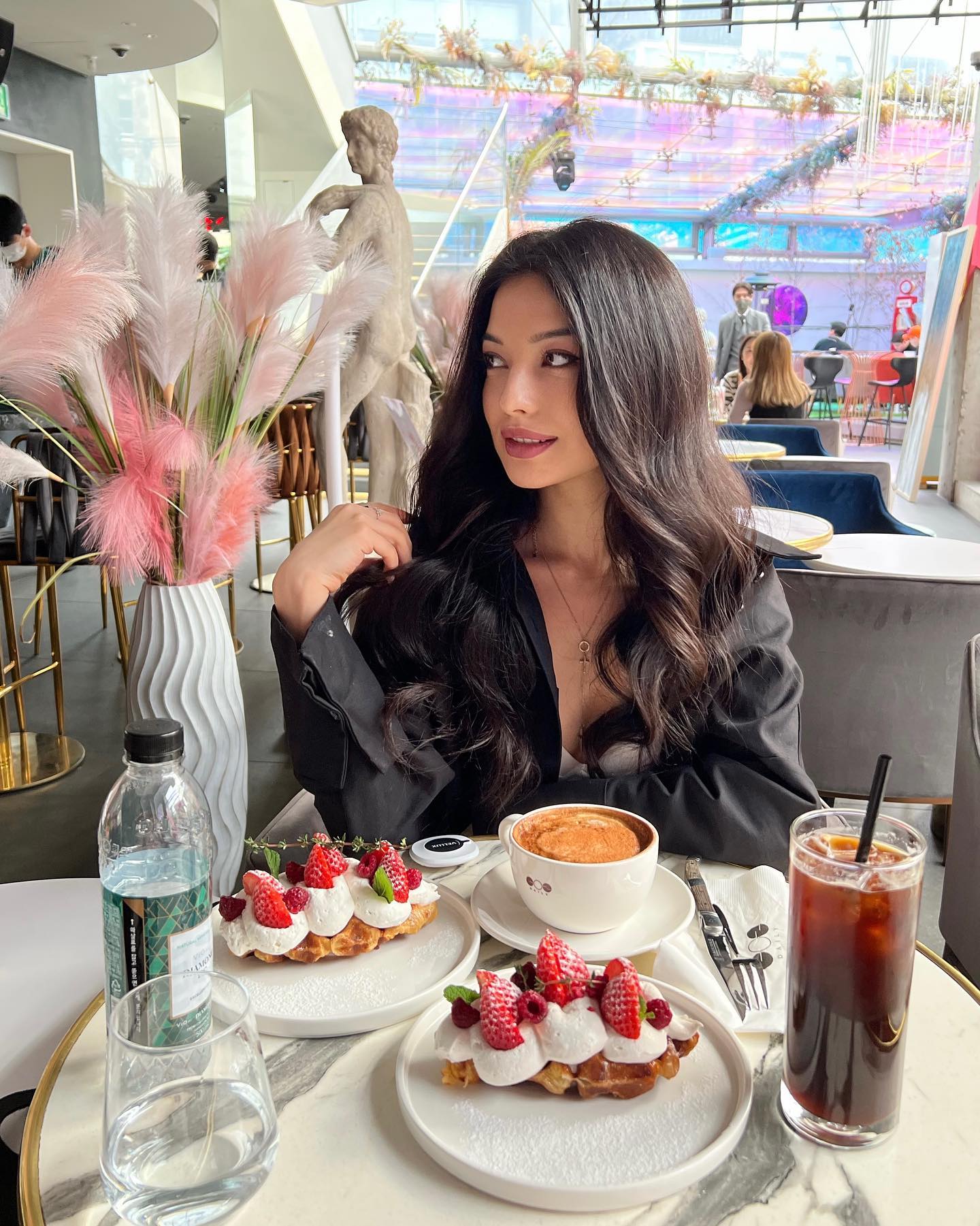 siyamore_ instagram image archive image