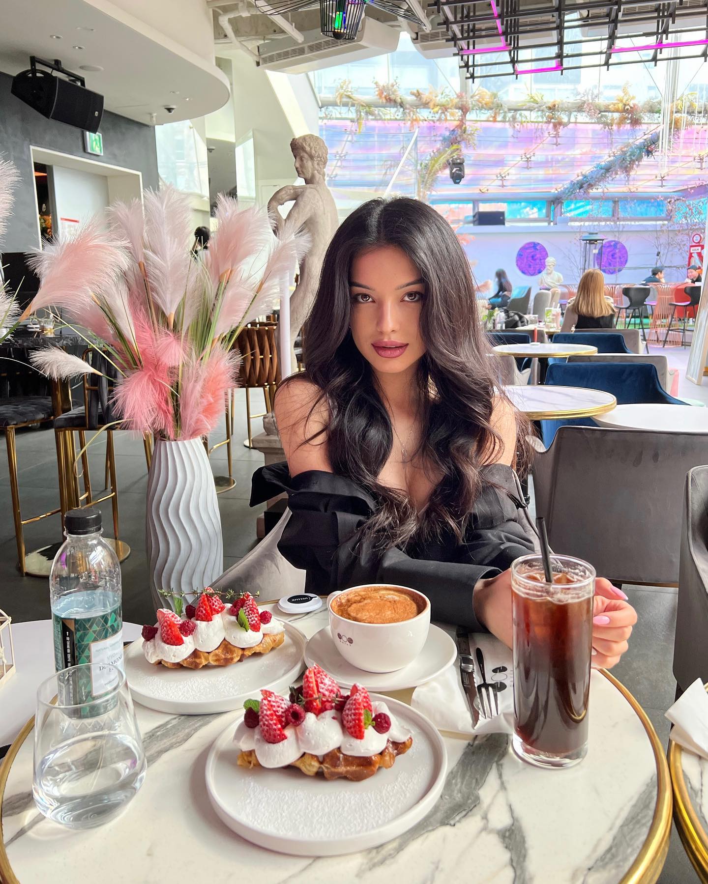 siyamore_ instagram image archive image