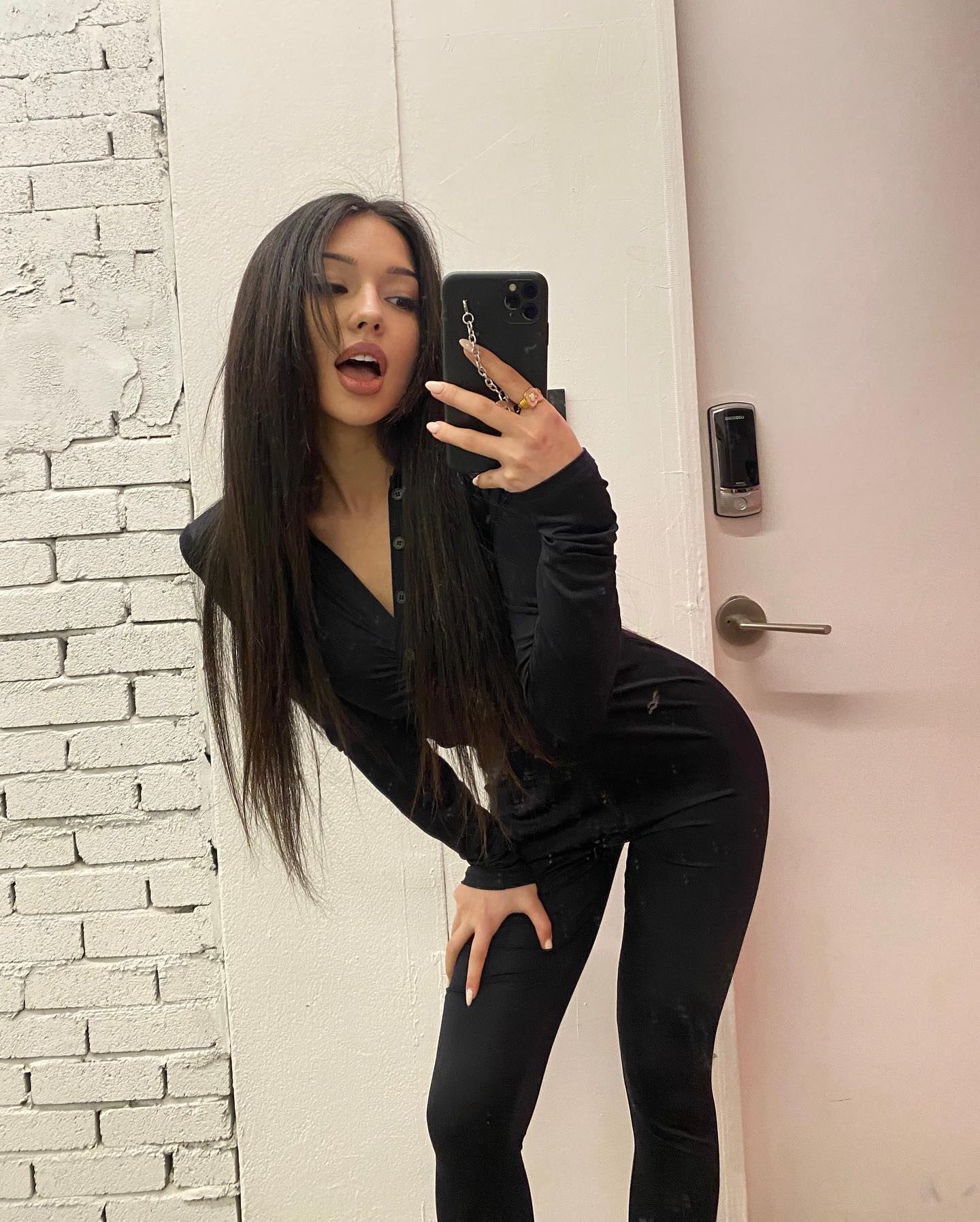 siyamore_ instagram image archive image