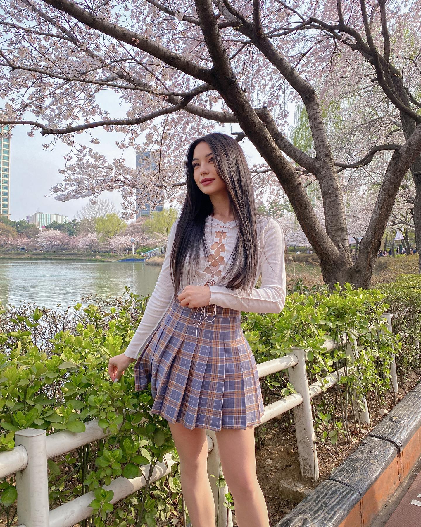 siyamore_ instagram image archive image