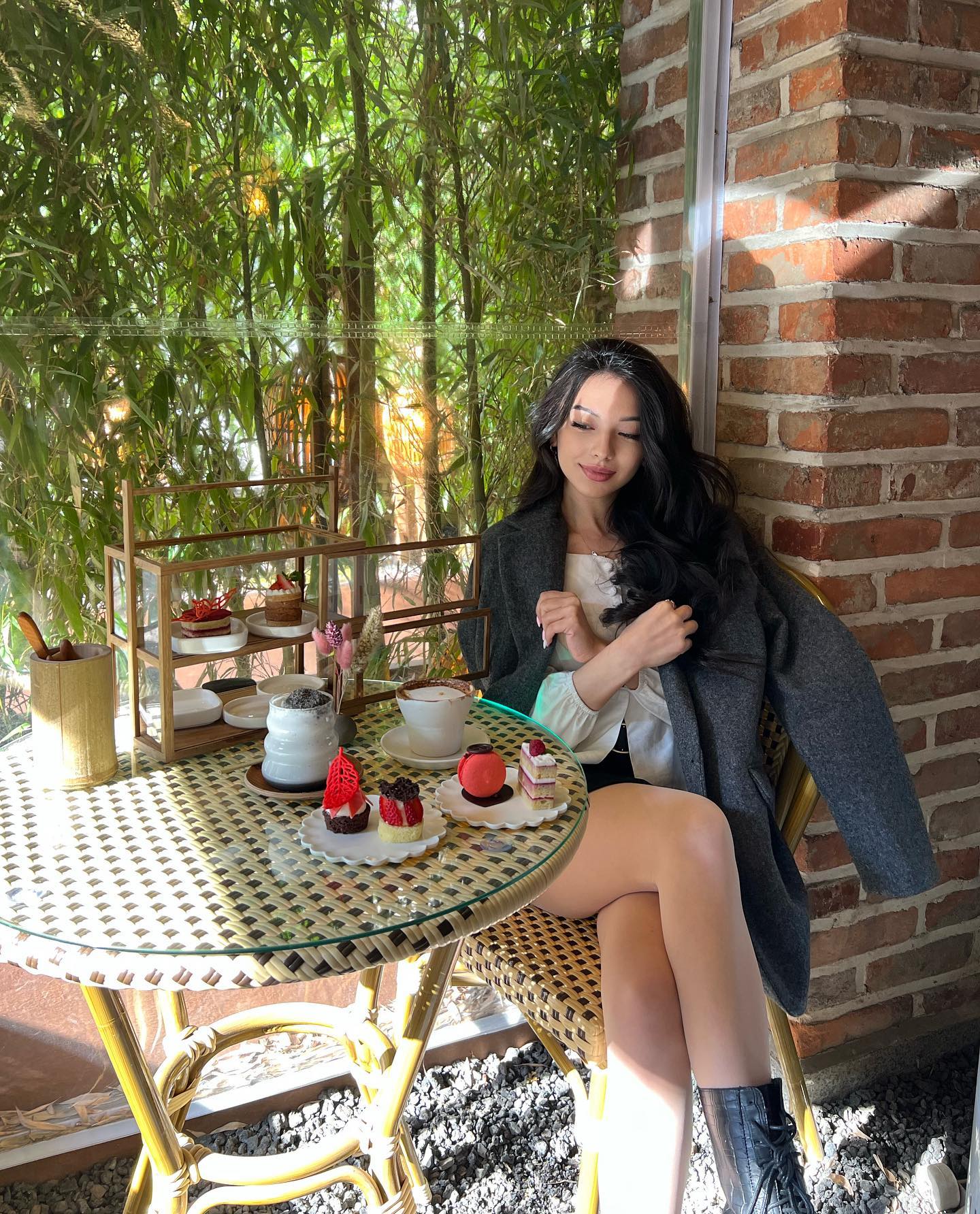 siyamore_ instagram image archive image