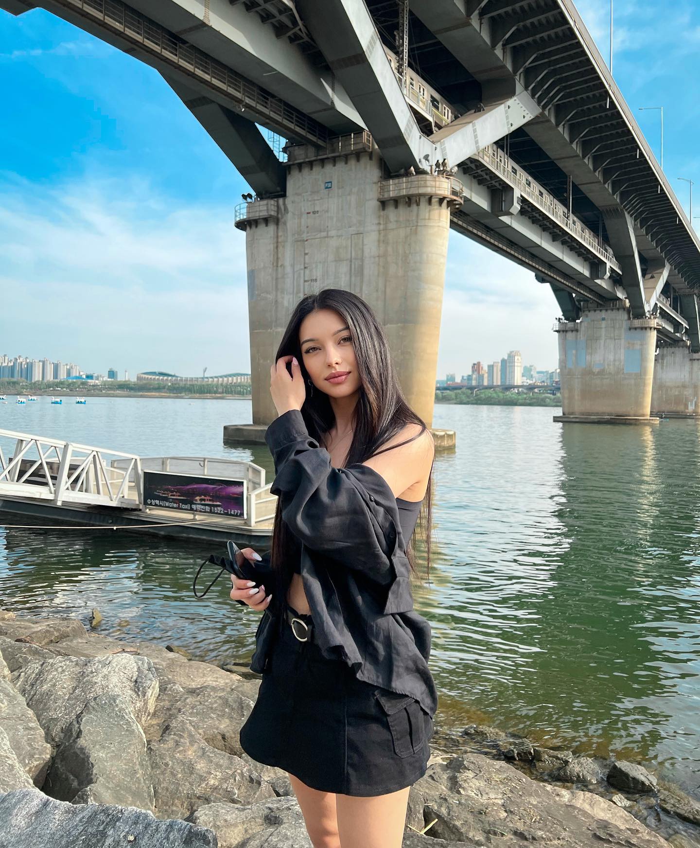 siyamore_ instagram image archive image