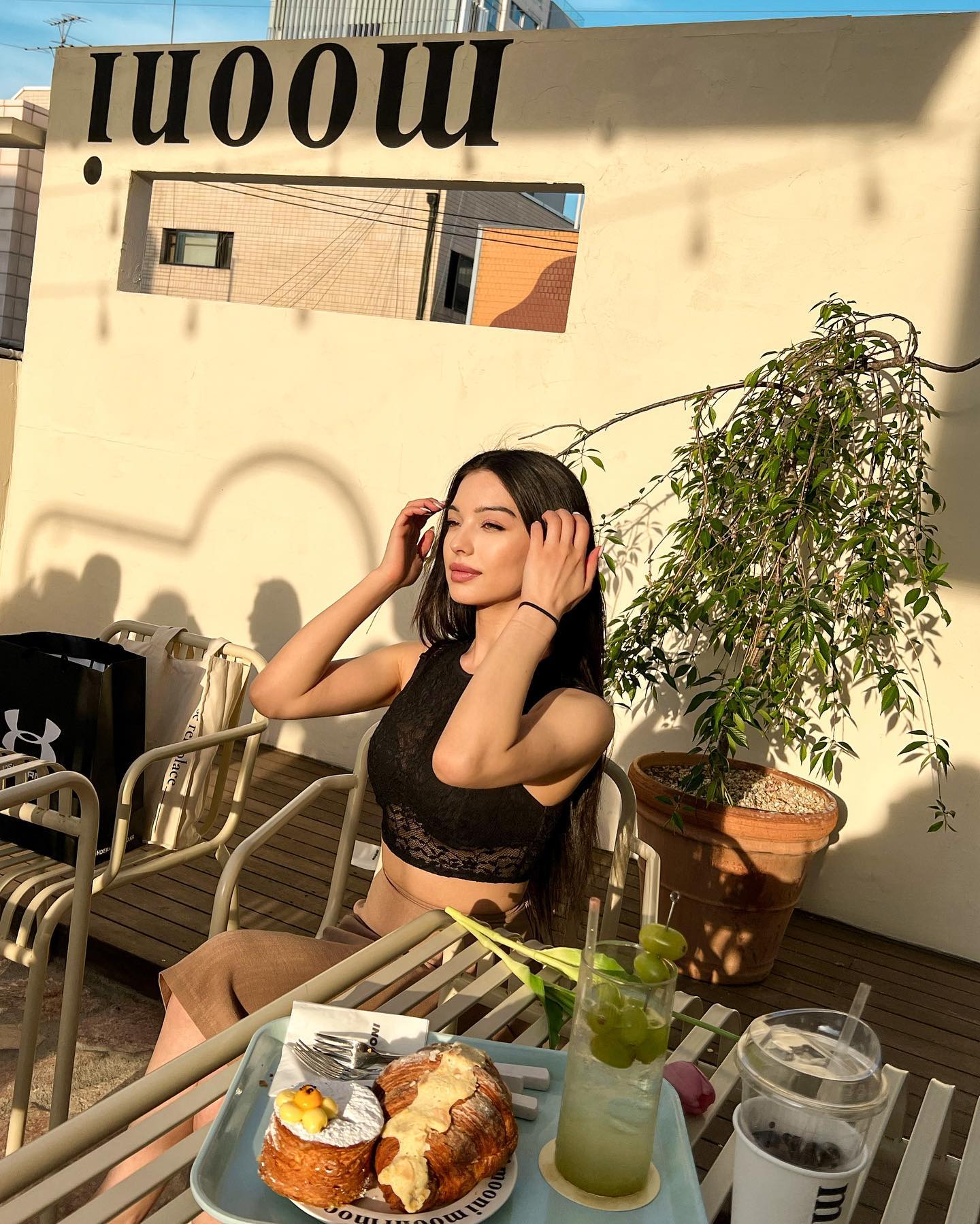 siyamore_ instagram image archive image