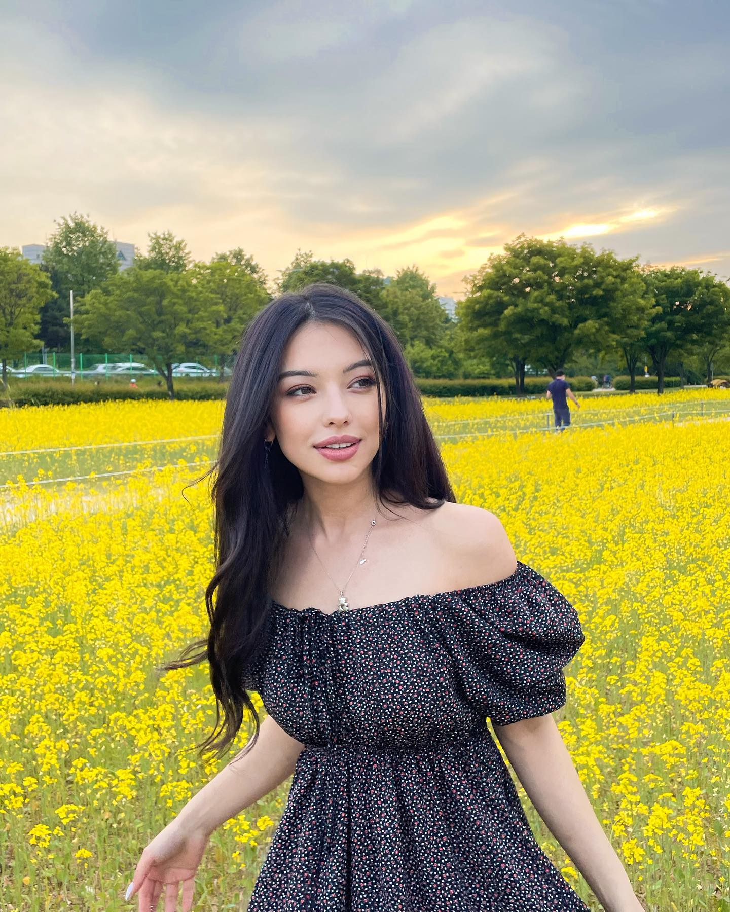 siyamore_ instagram image archive image