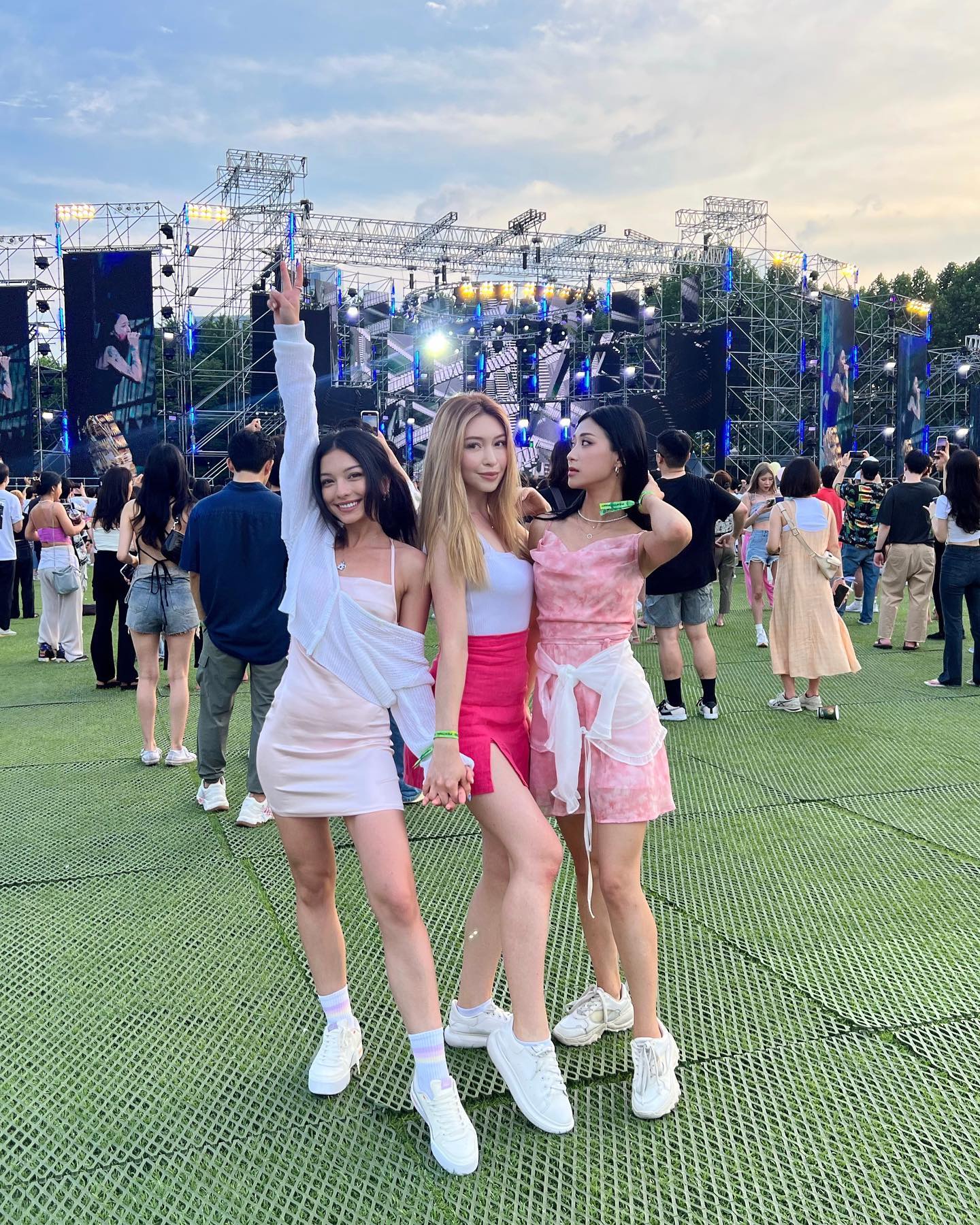 siyamore_ instagram image archive image