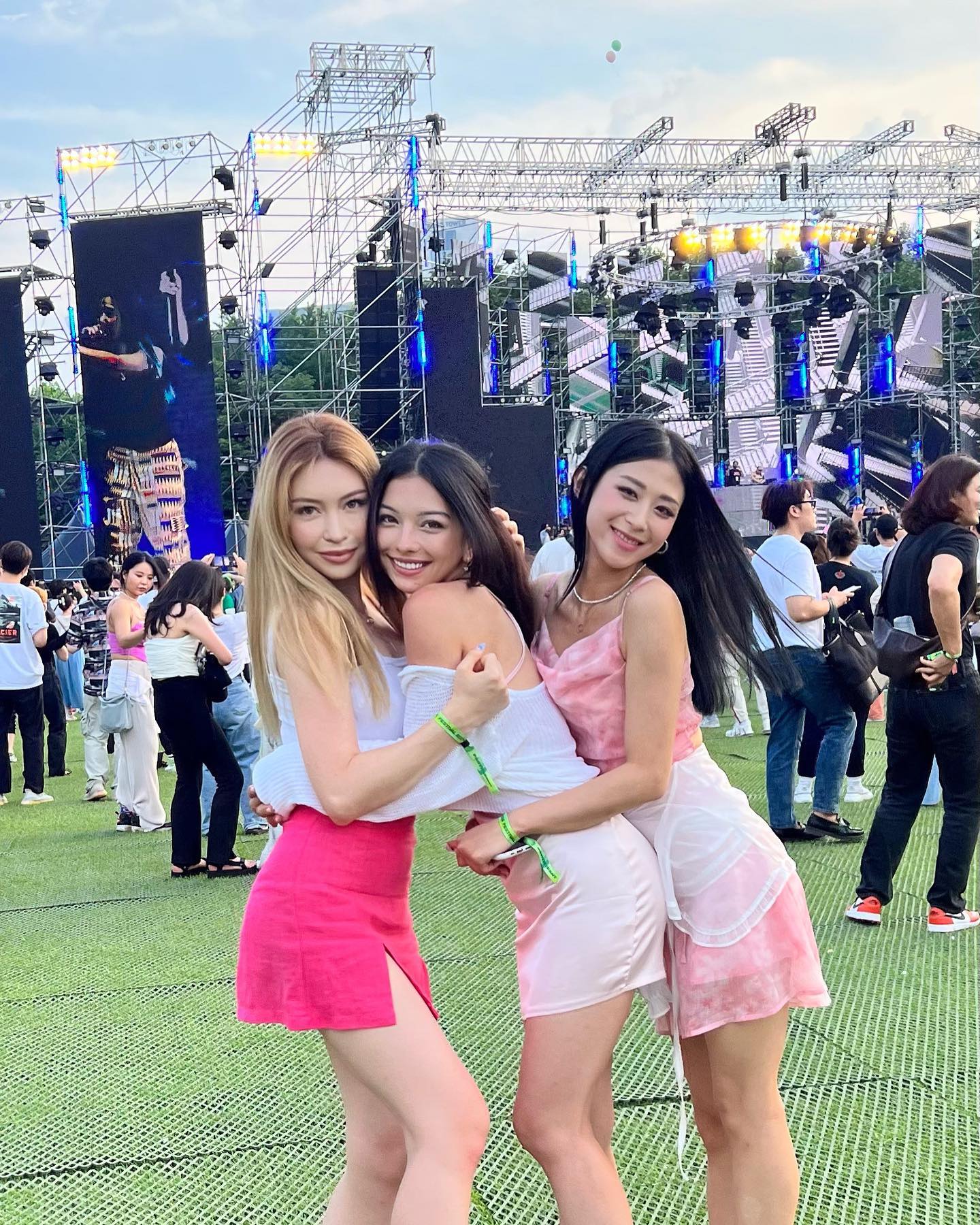 siyamore_ instagram image archive image