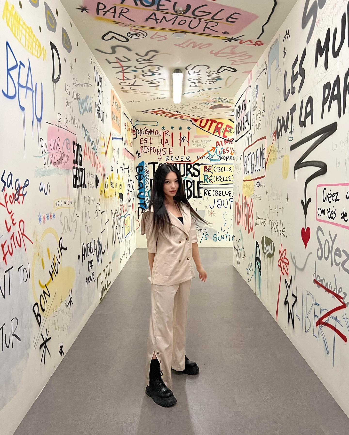 siyamore_ instagram image archive image