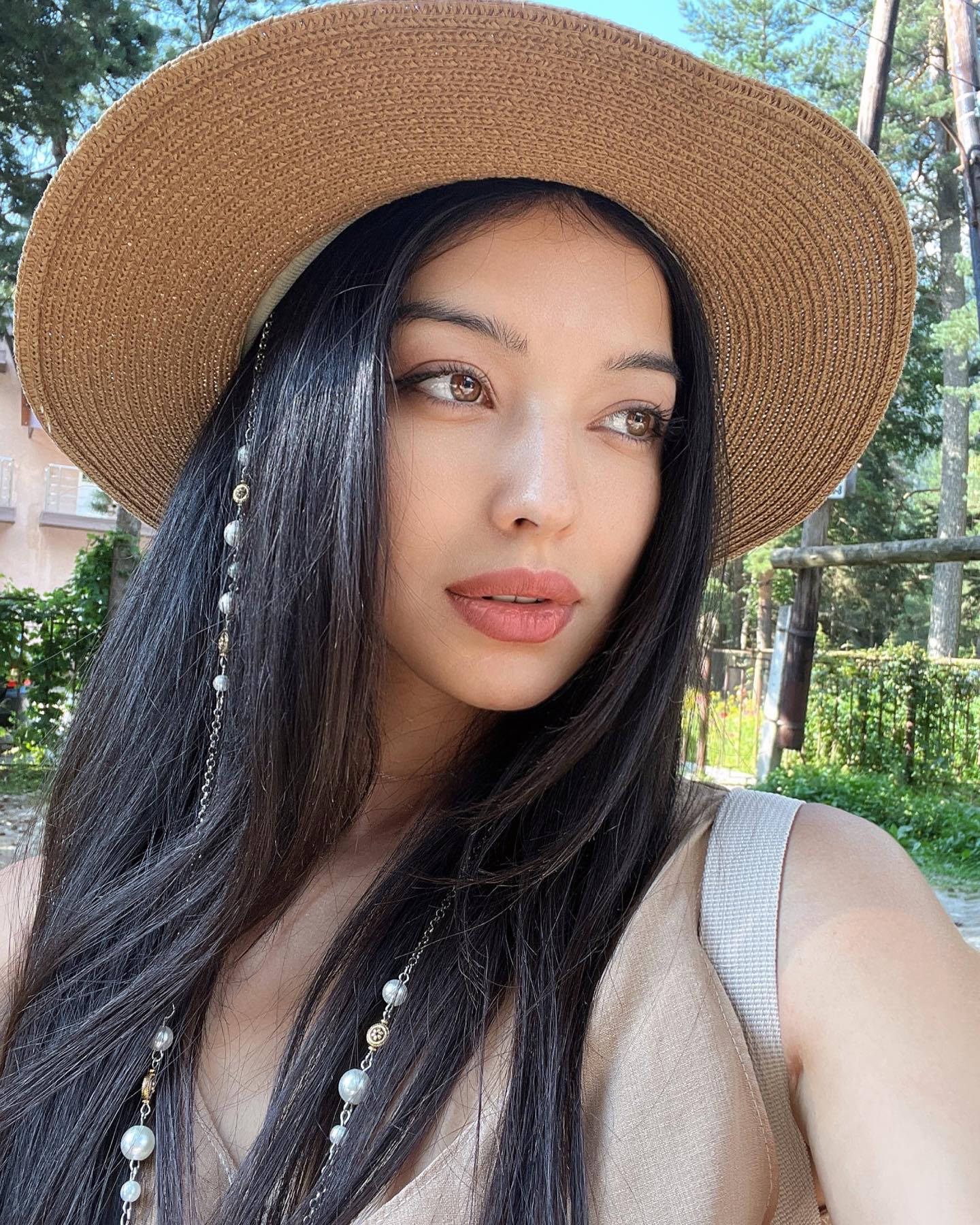 siyamore_ instagram image archive image