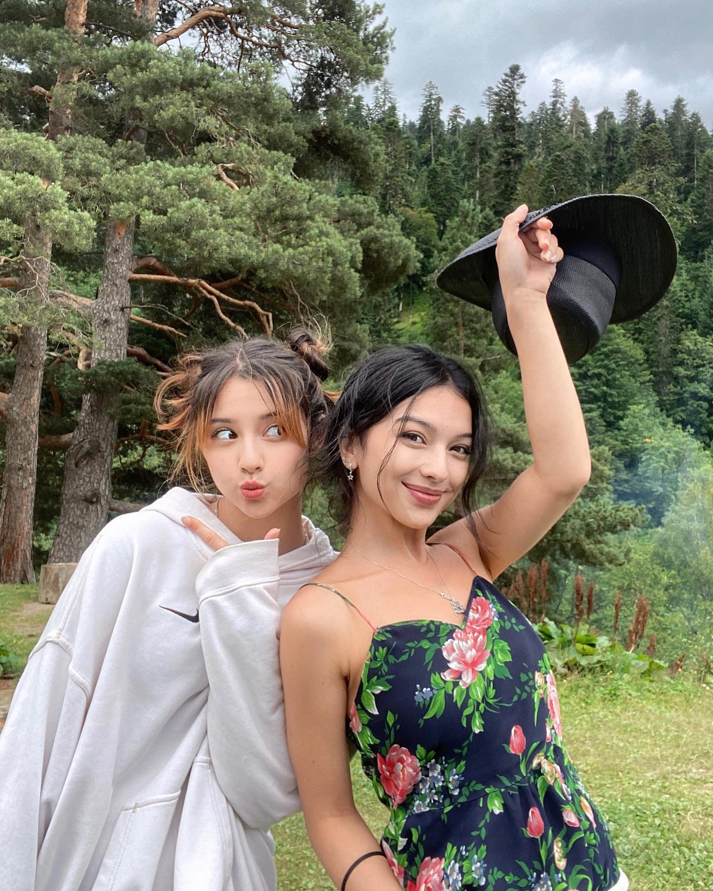 siyamore_ instagram image archive image