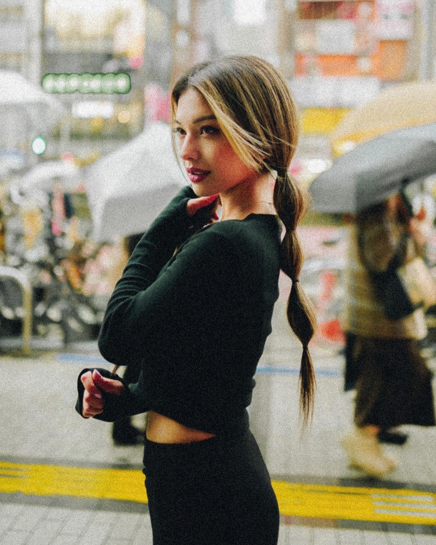 siyamore_ instagram image archive image