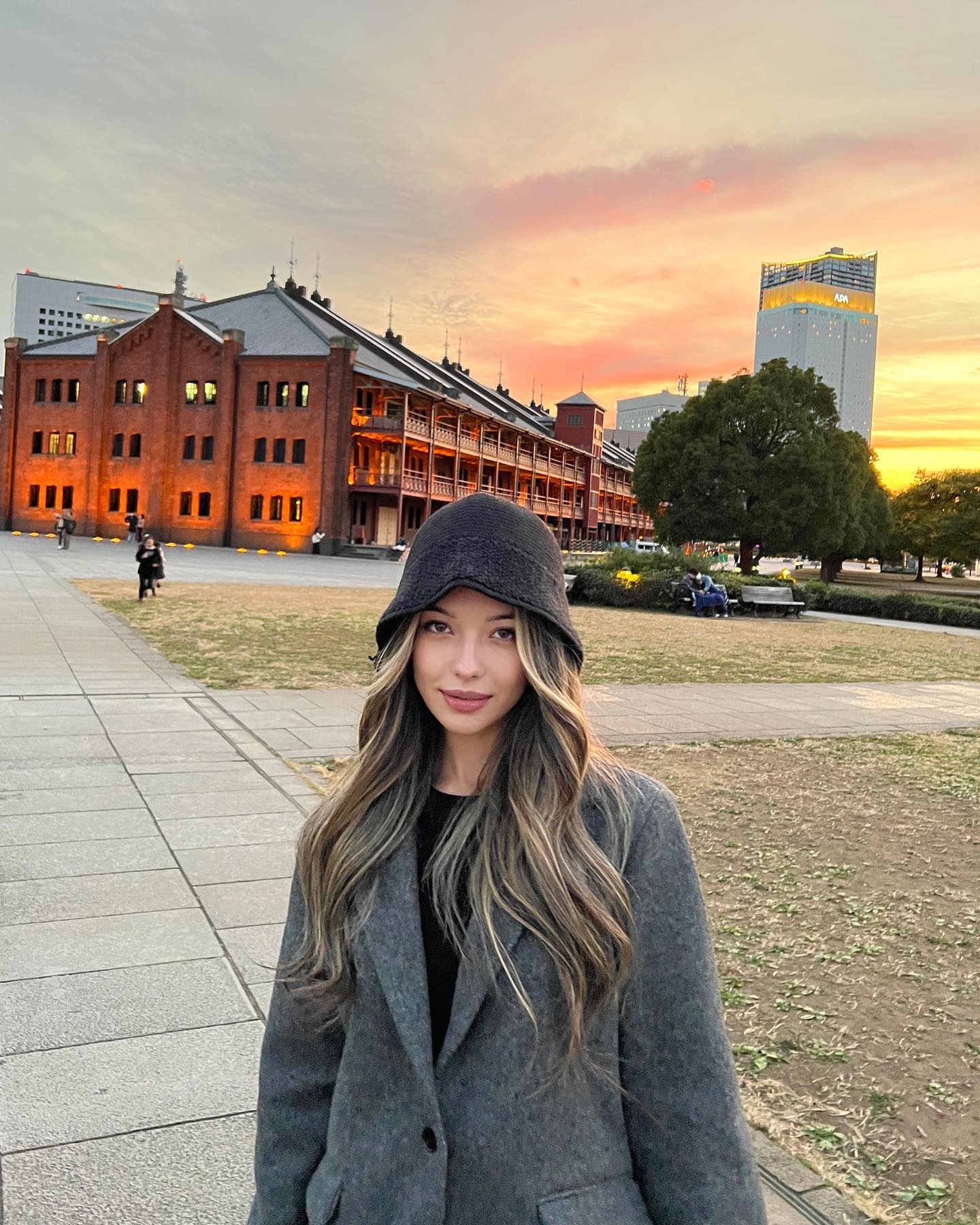 siyamore_ instagram image archive image