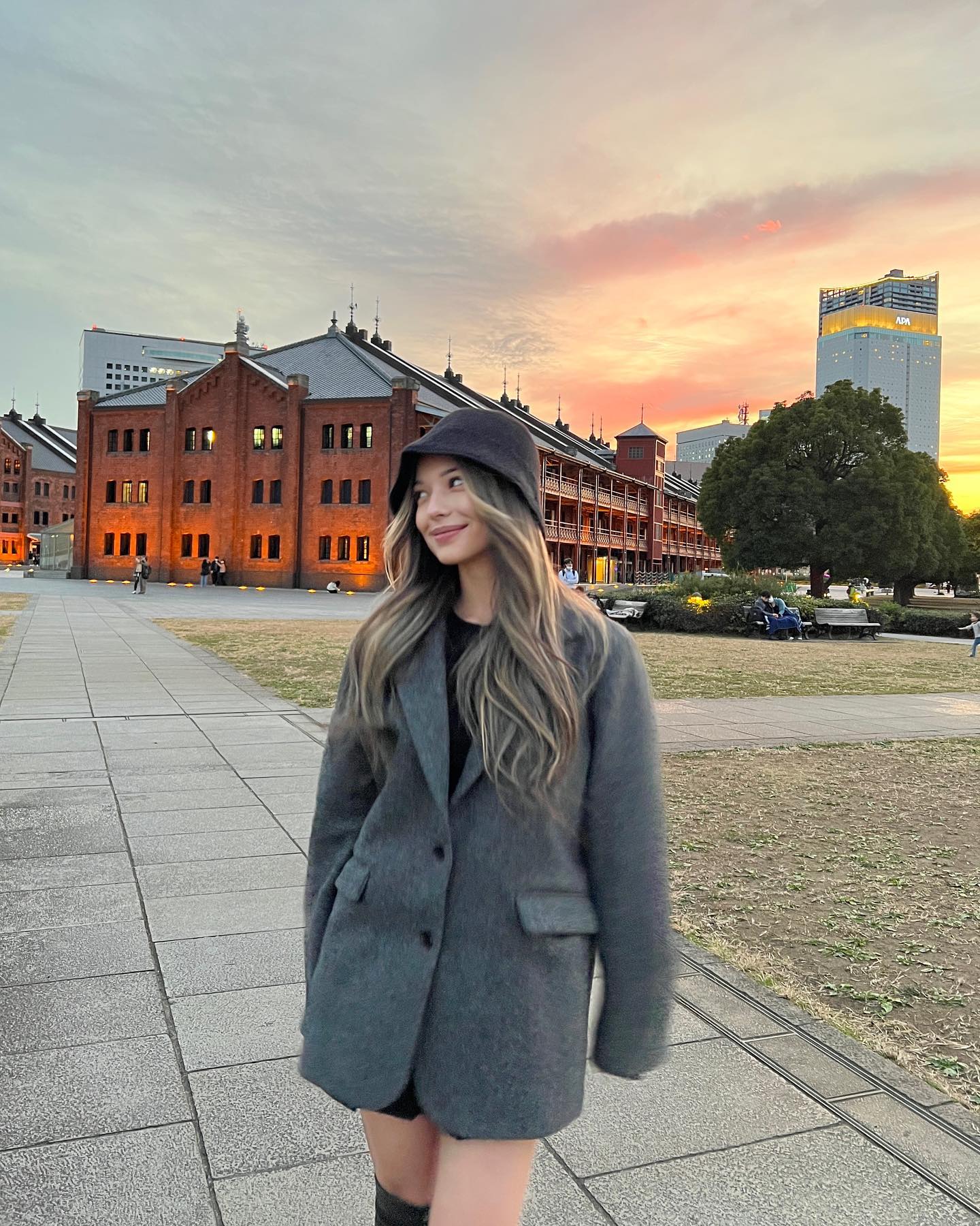 siyamore_ instagram image archive image