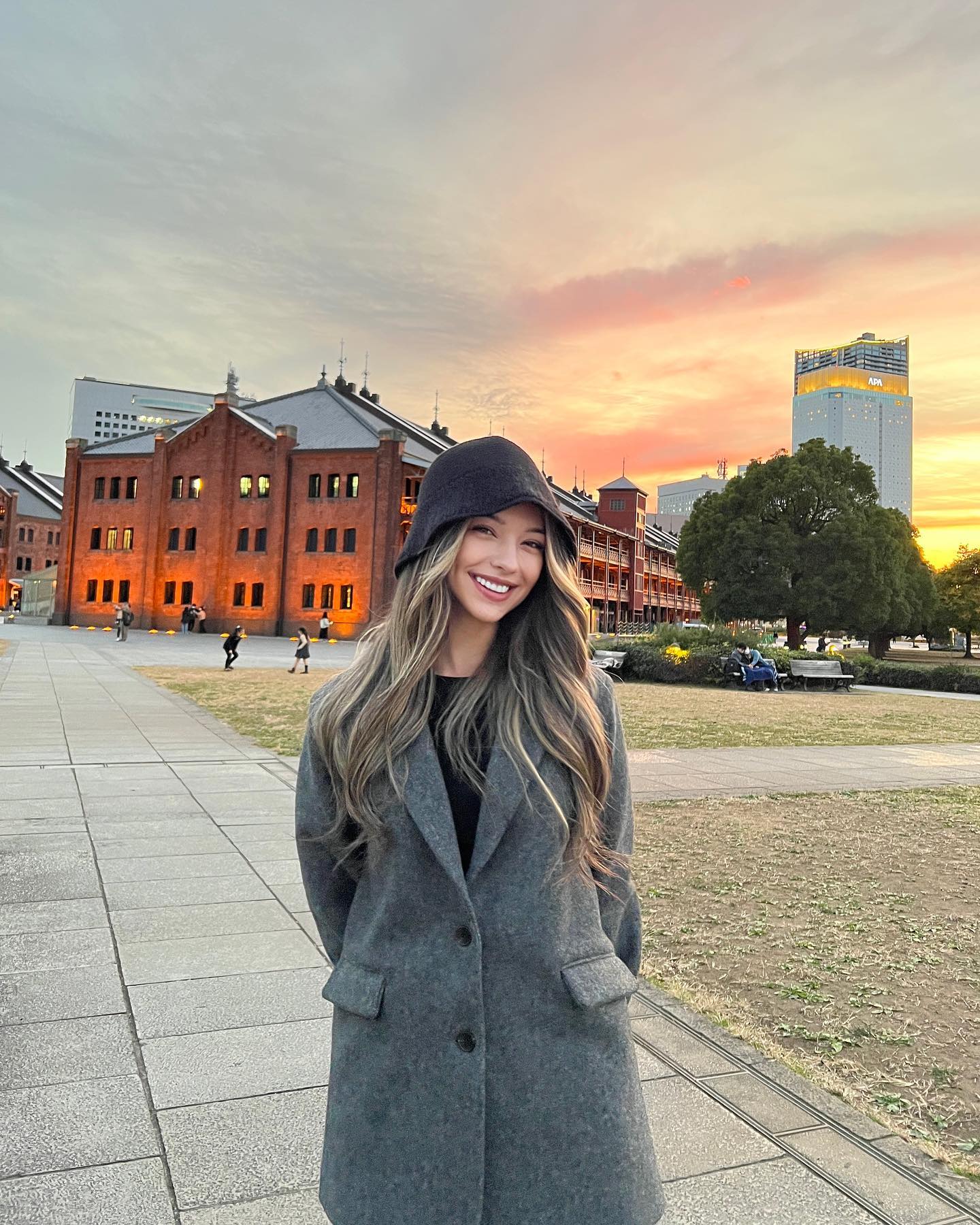 siyamore_ instagram image archive image