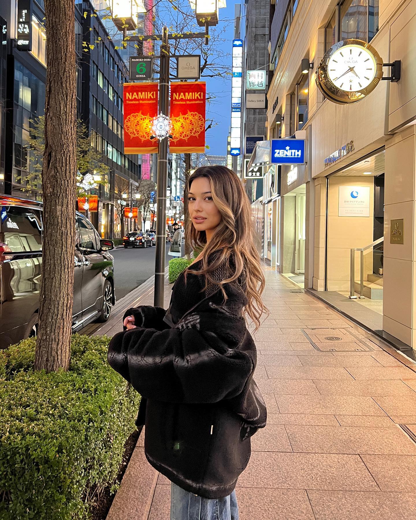 siyamore_ instagram image archive image