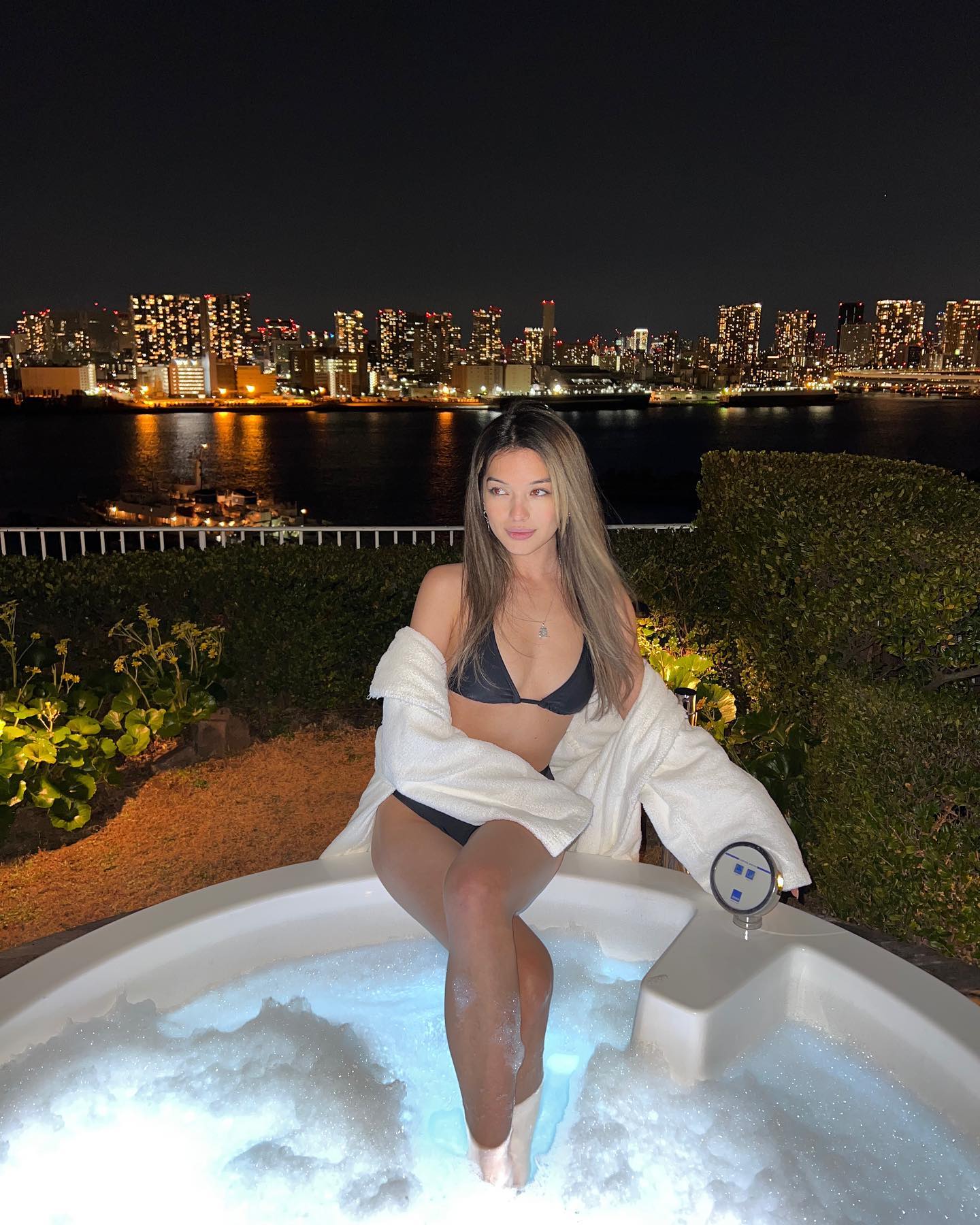 siyamore_ instagram image archive image