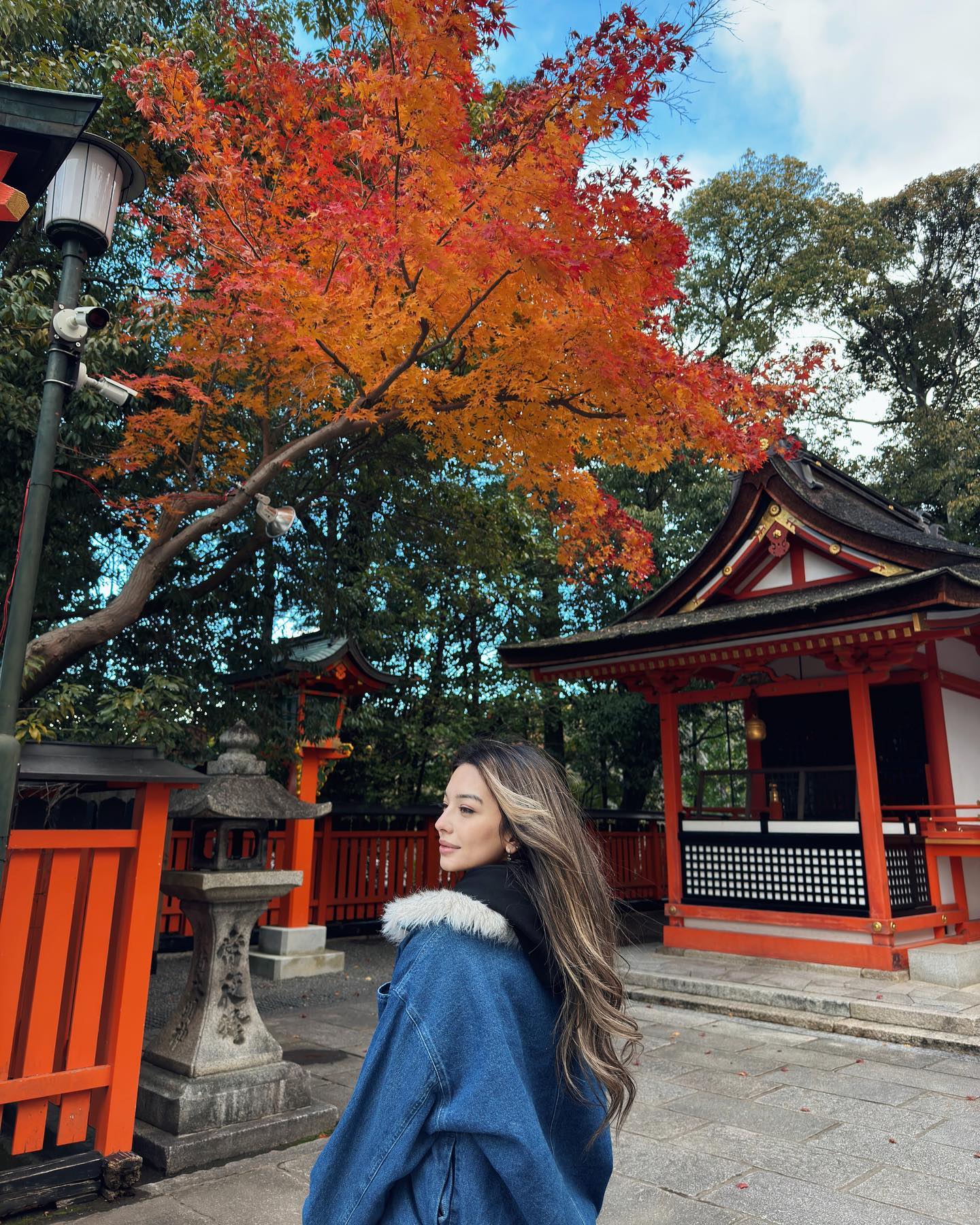 siyamore_ instagram image archive image