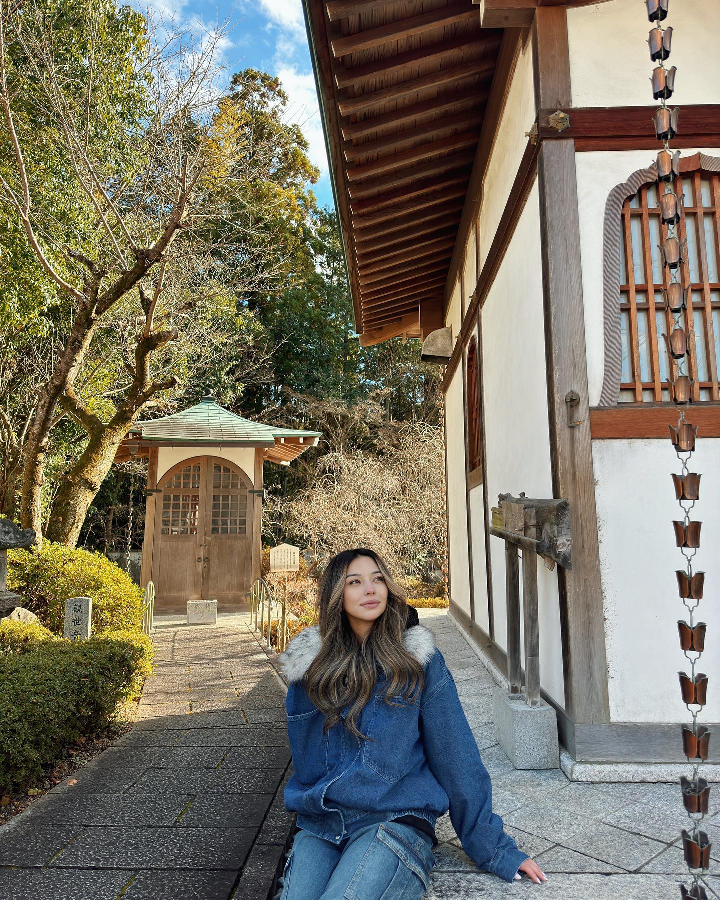 siyamore_ instagram image archive image