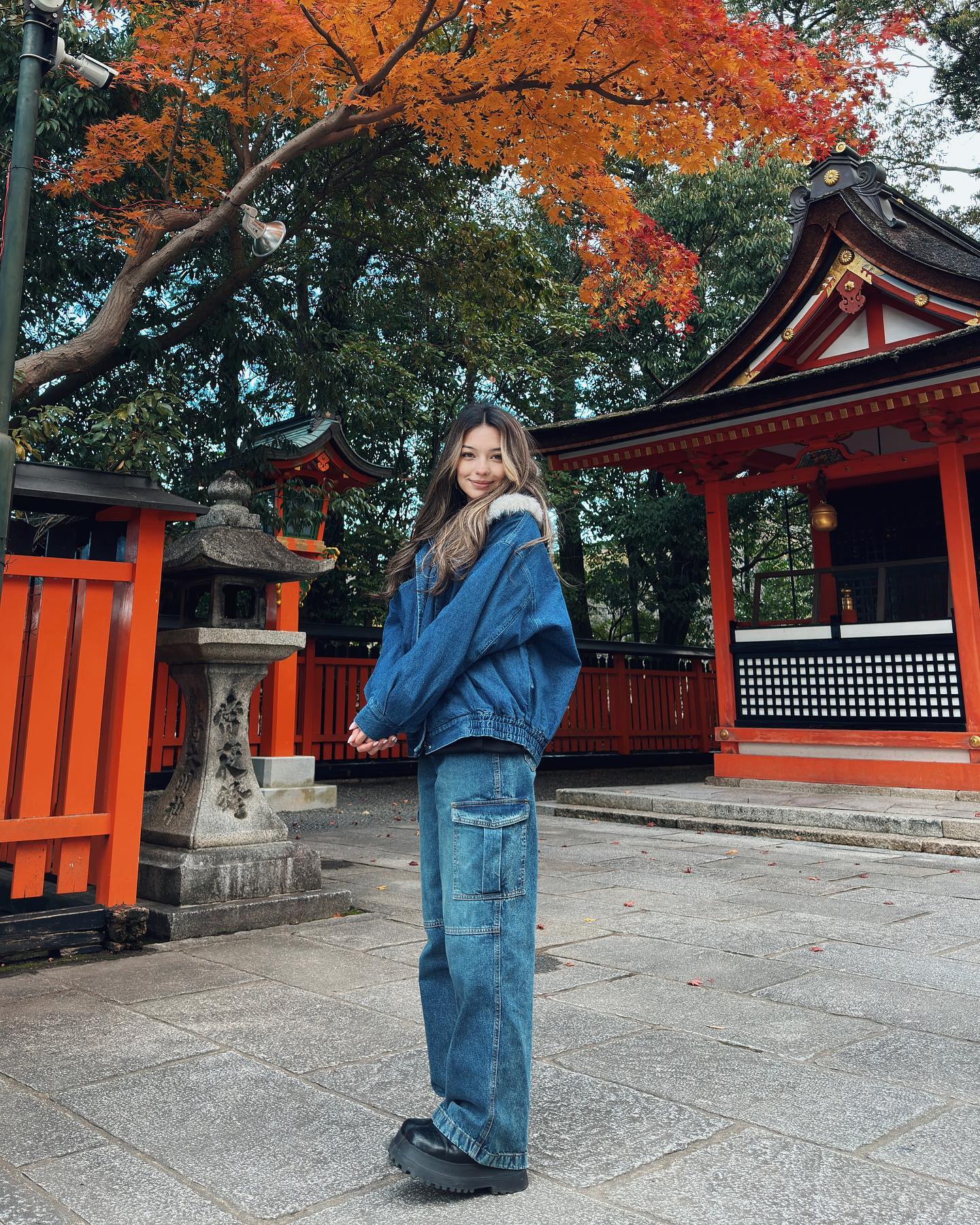 siyamore_ instagram image archive image