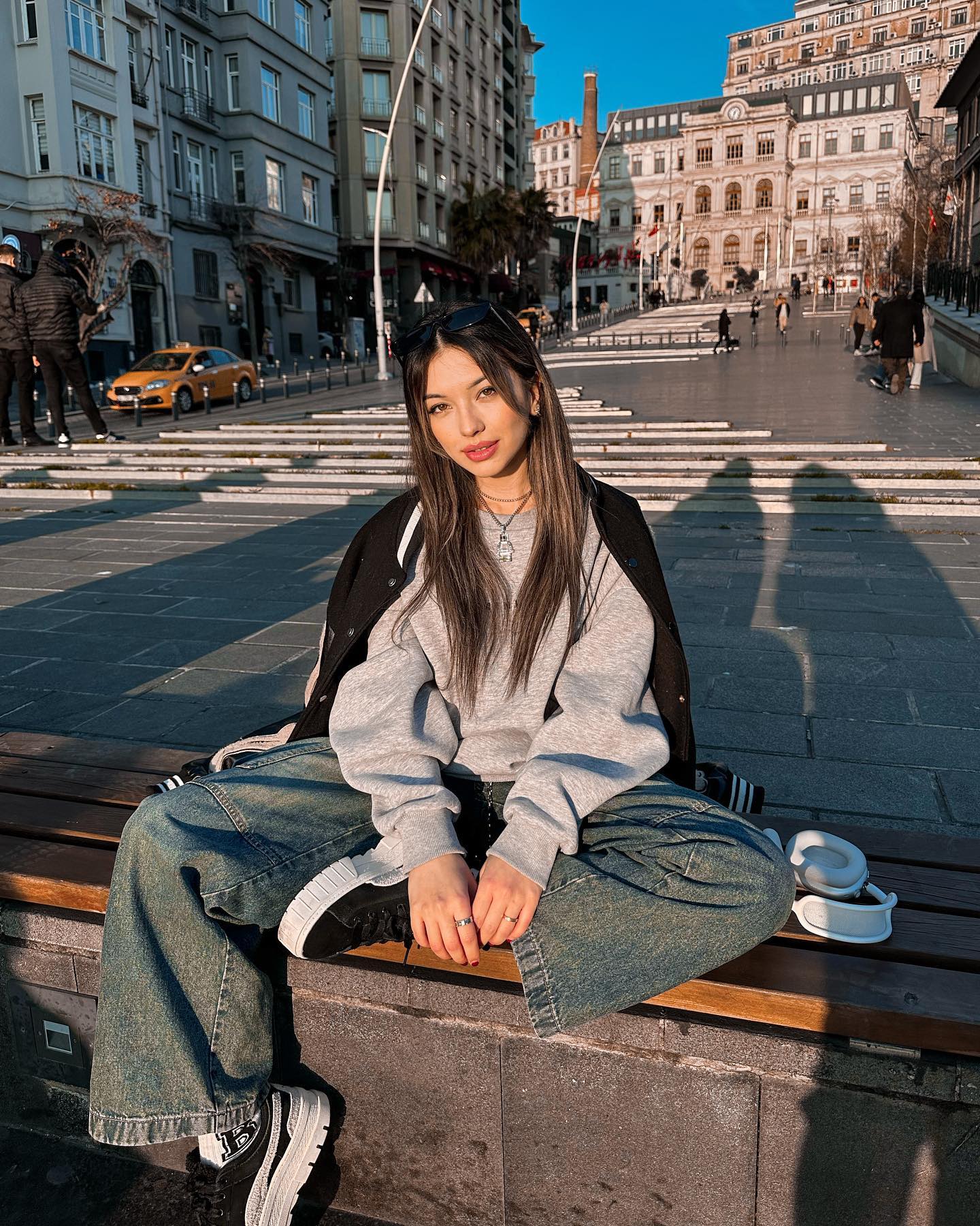 siyamore_ instagram image archive image