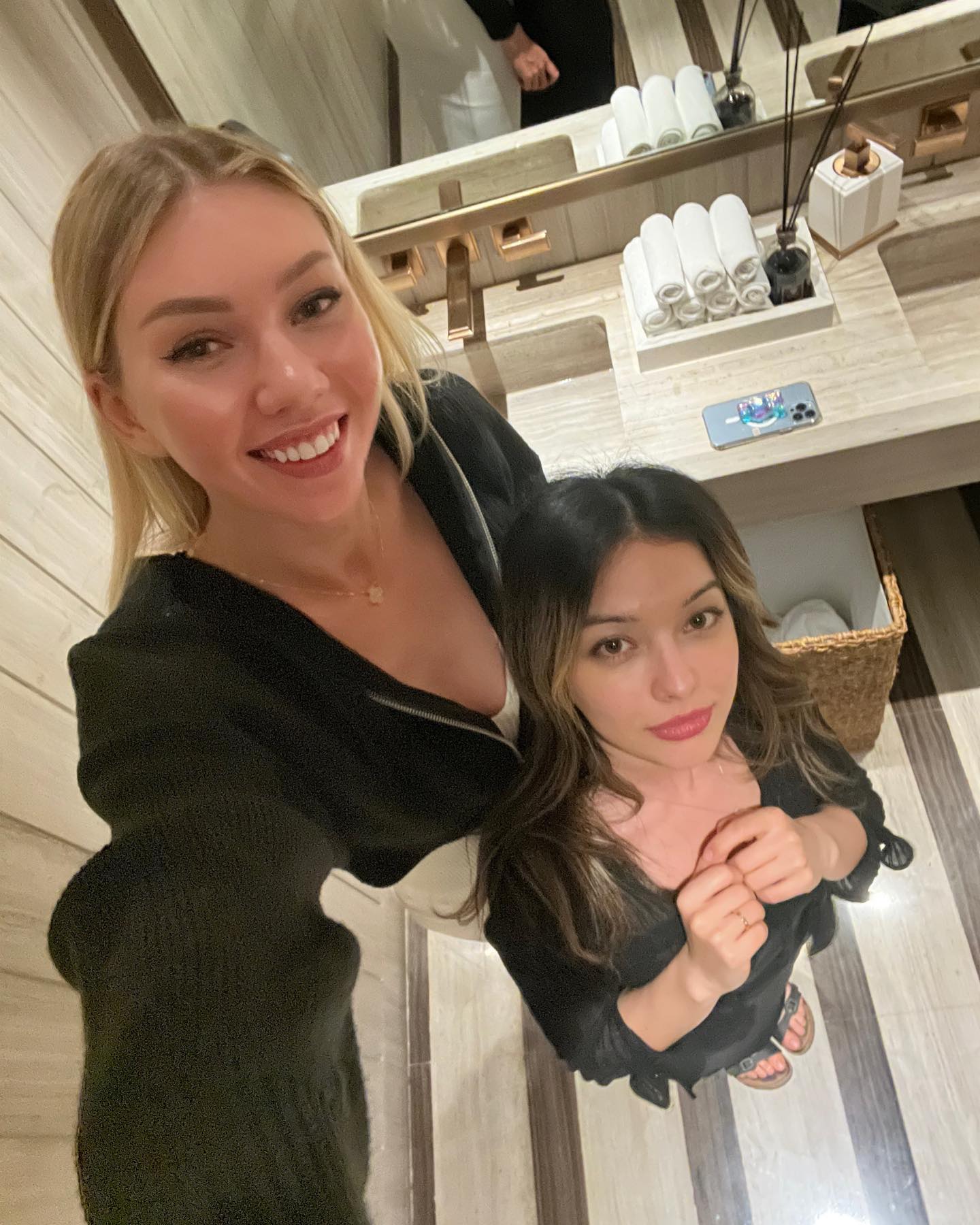 siyamore_ instagram image archive image