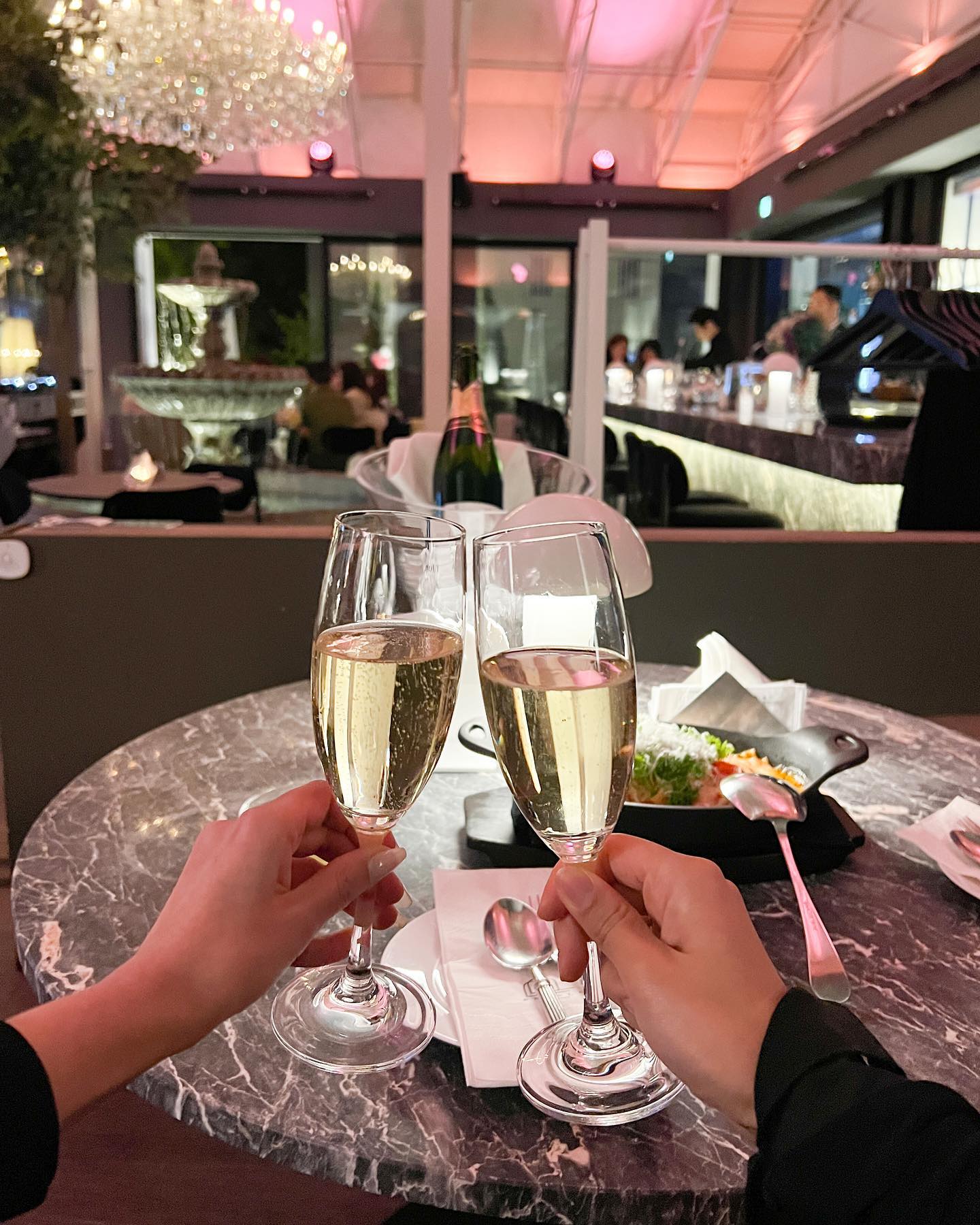 siyamore_ instagram image archive image