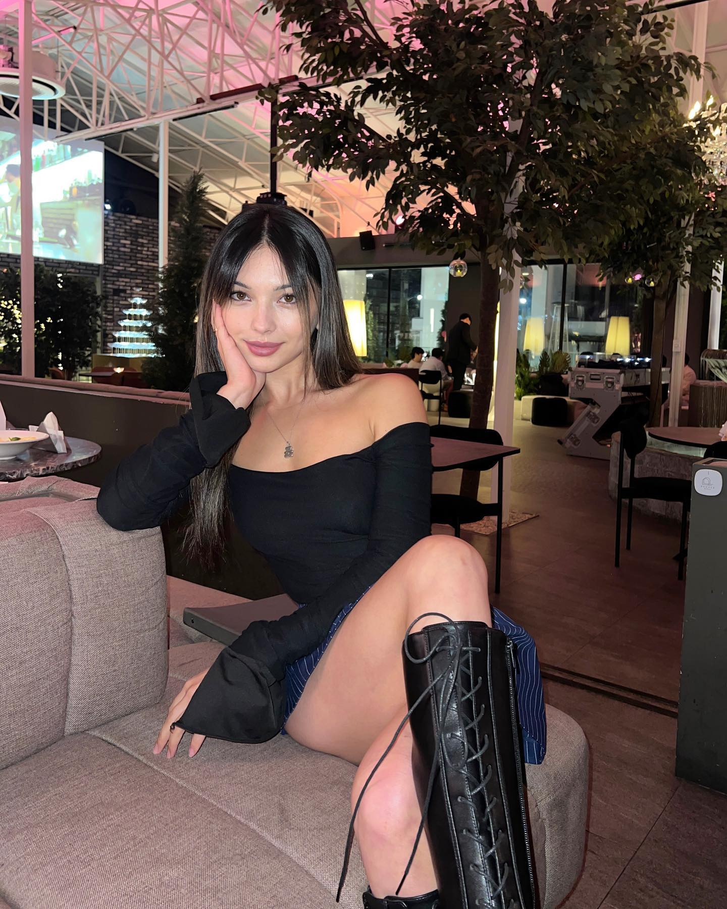 siyamore_ instagram image archive image