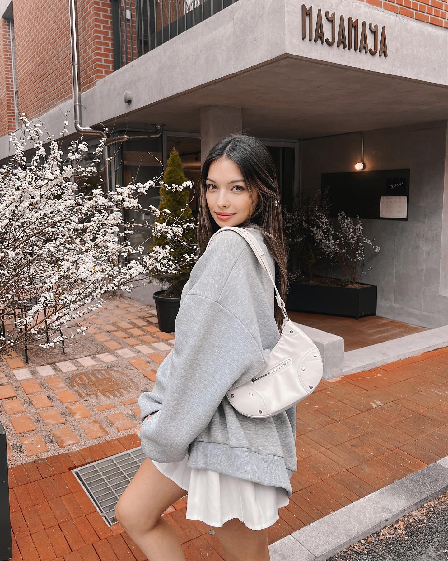 siyamore_ instagram image archive image