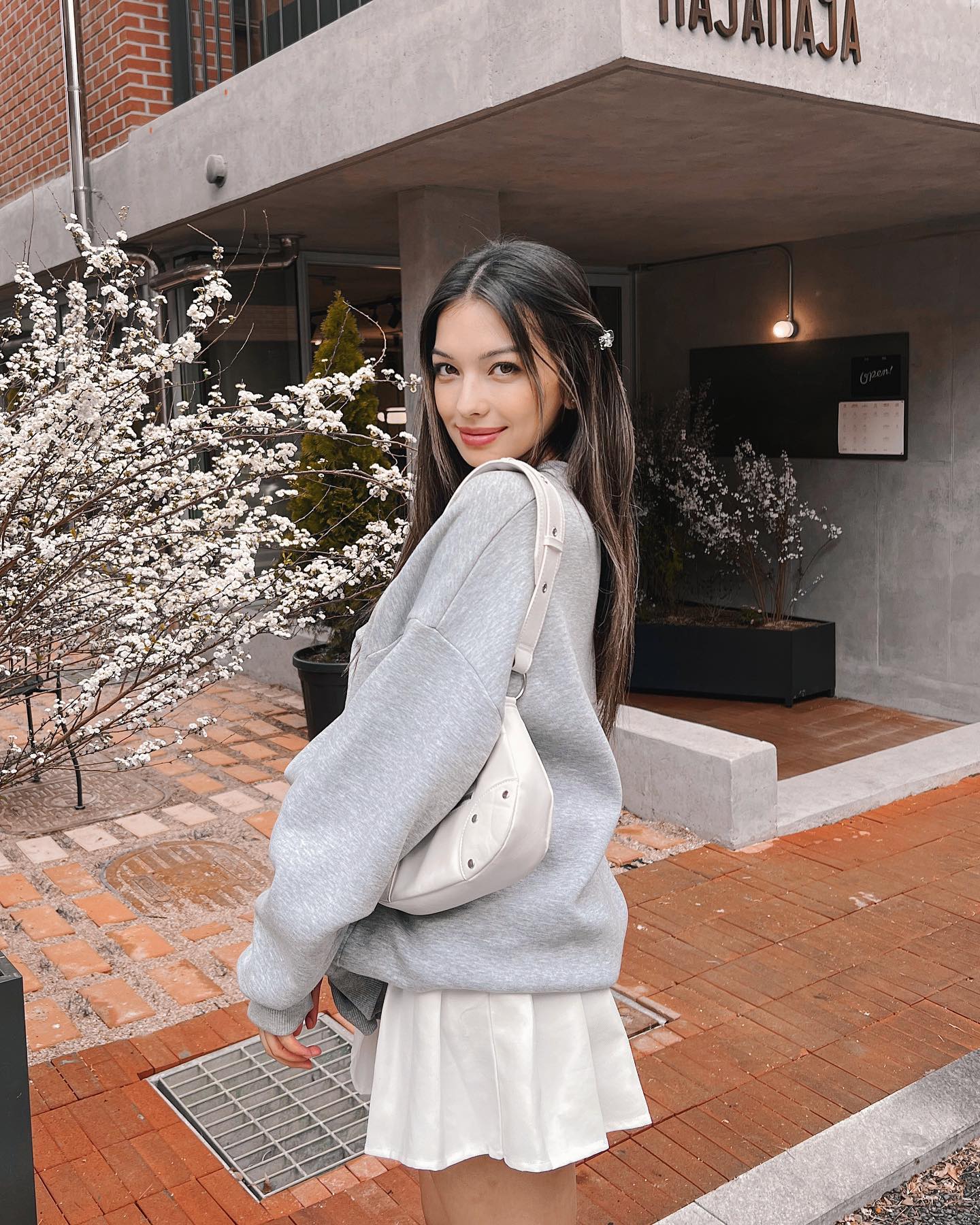 siyamore_ instagram image archive image