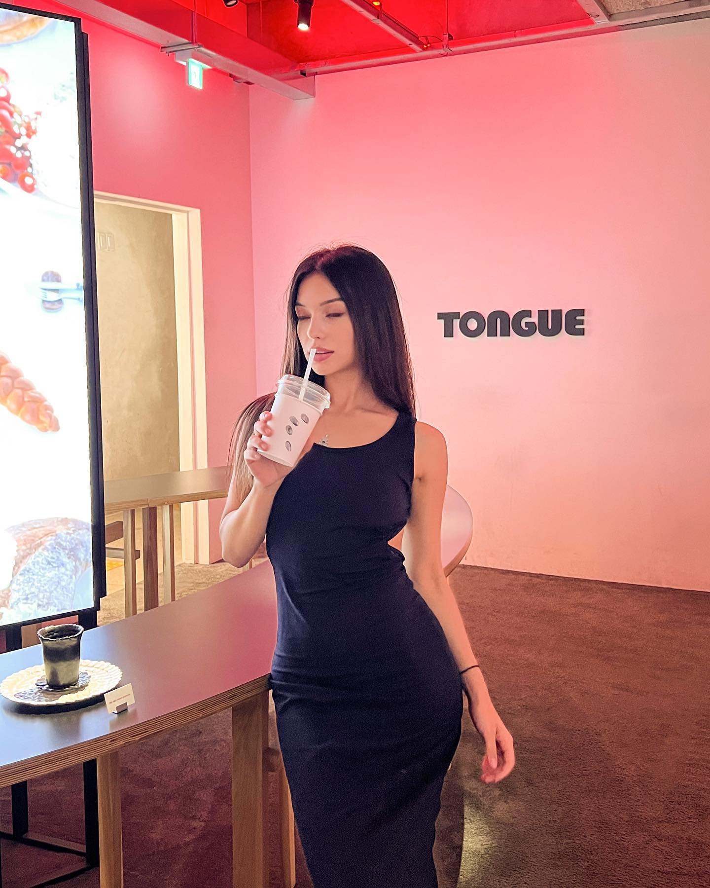 siyamore_ instagram image archive image