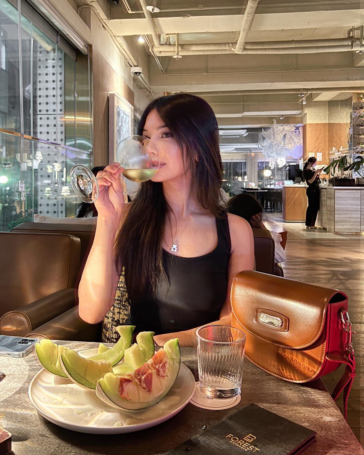 siyamore_ instagram image archive image