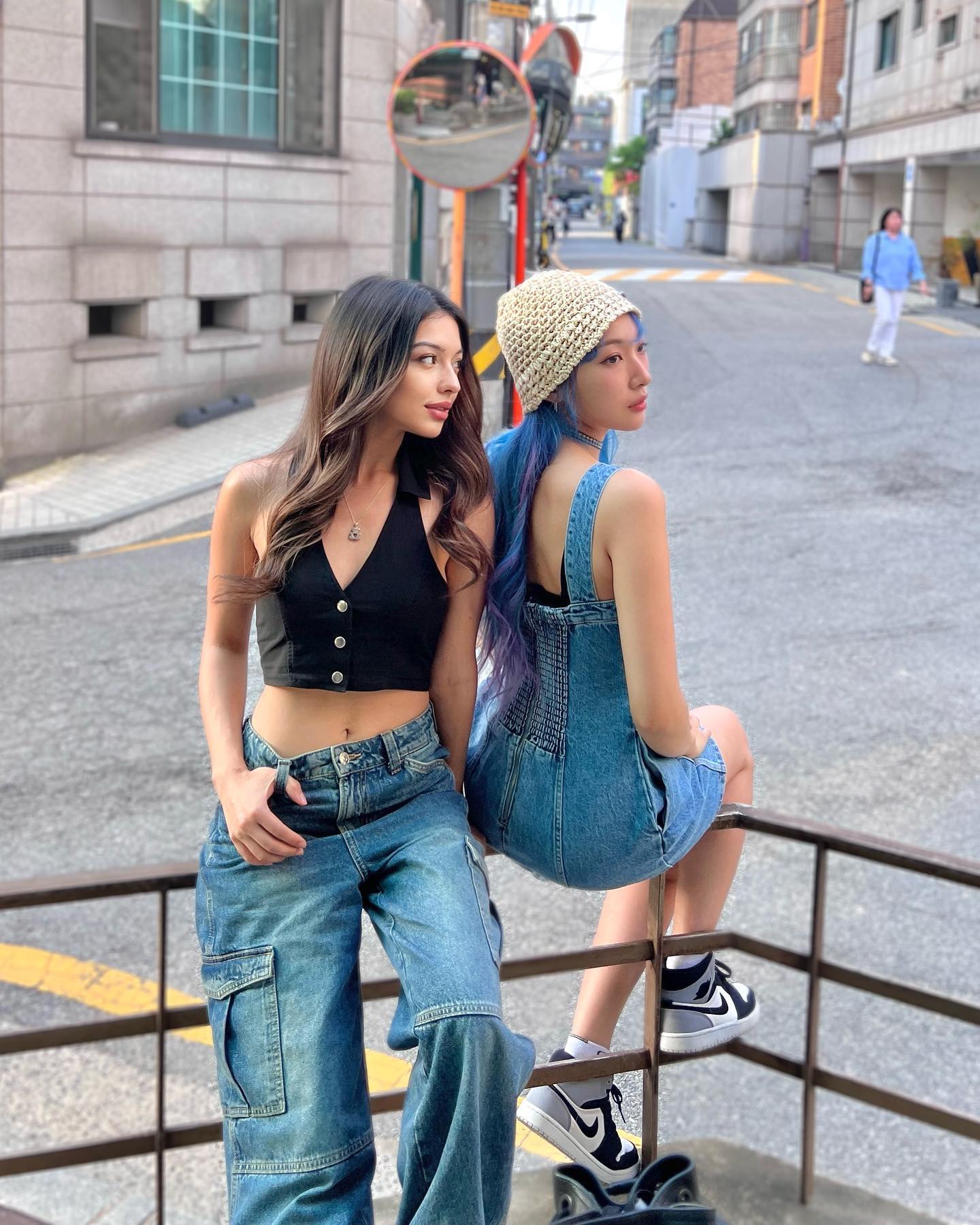 siyamore_ instagram image archive image