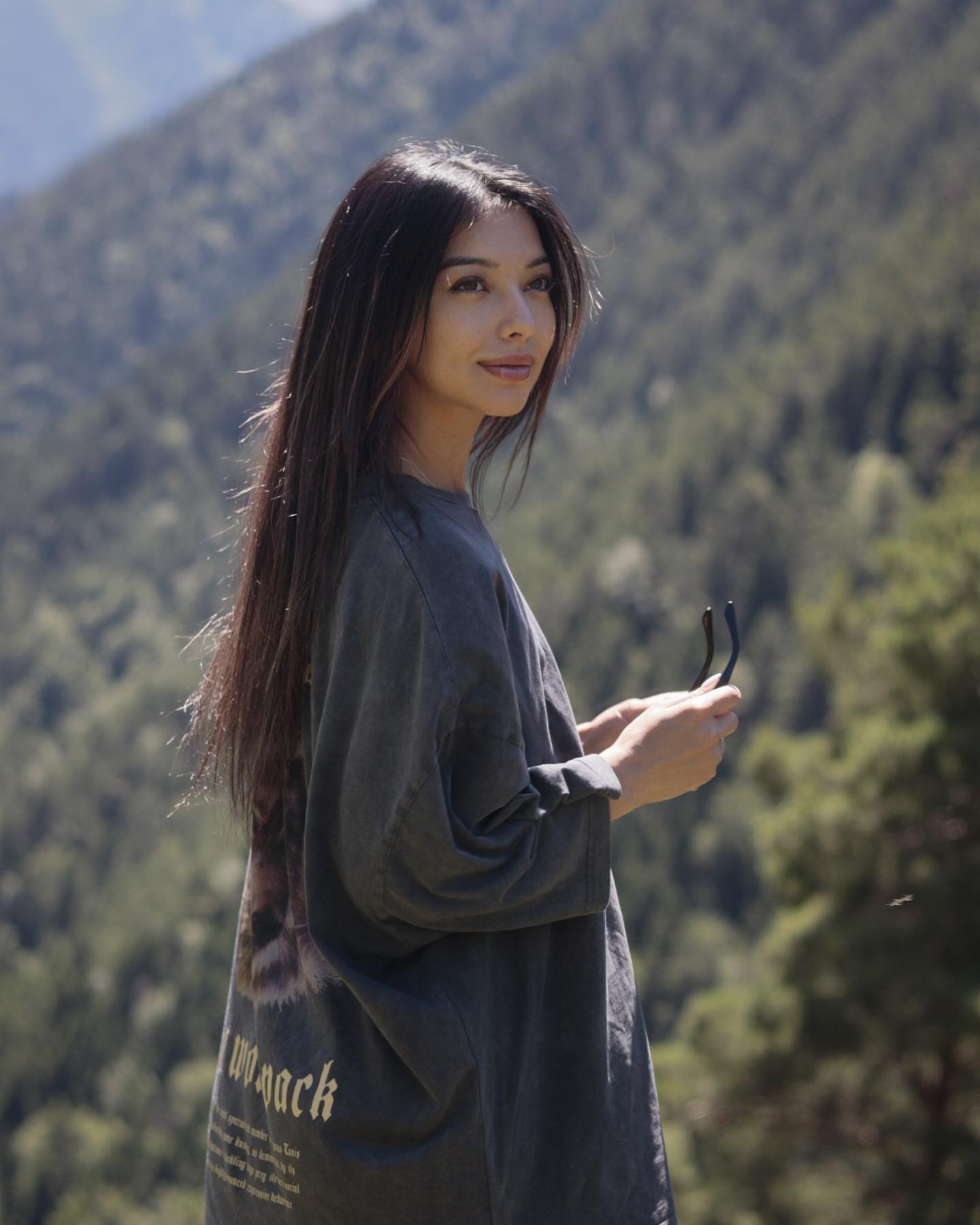 siyamore_ instagram image archive image