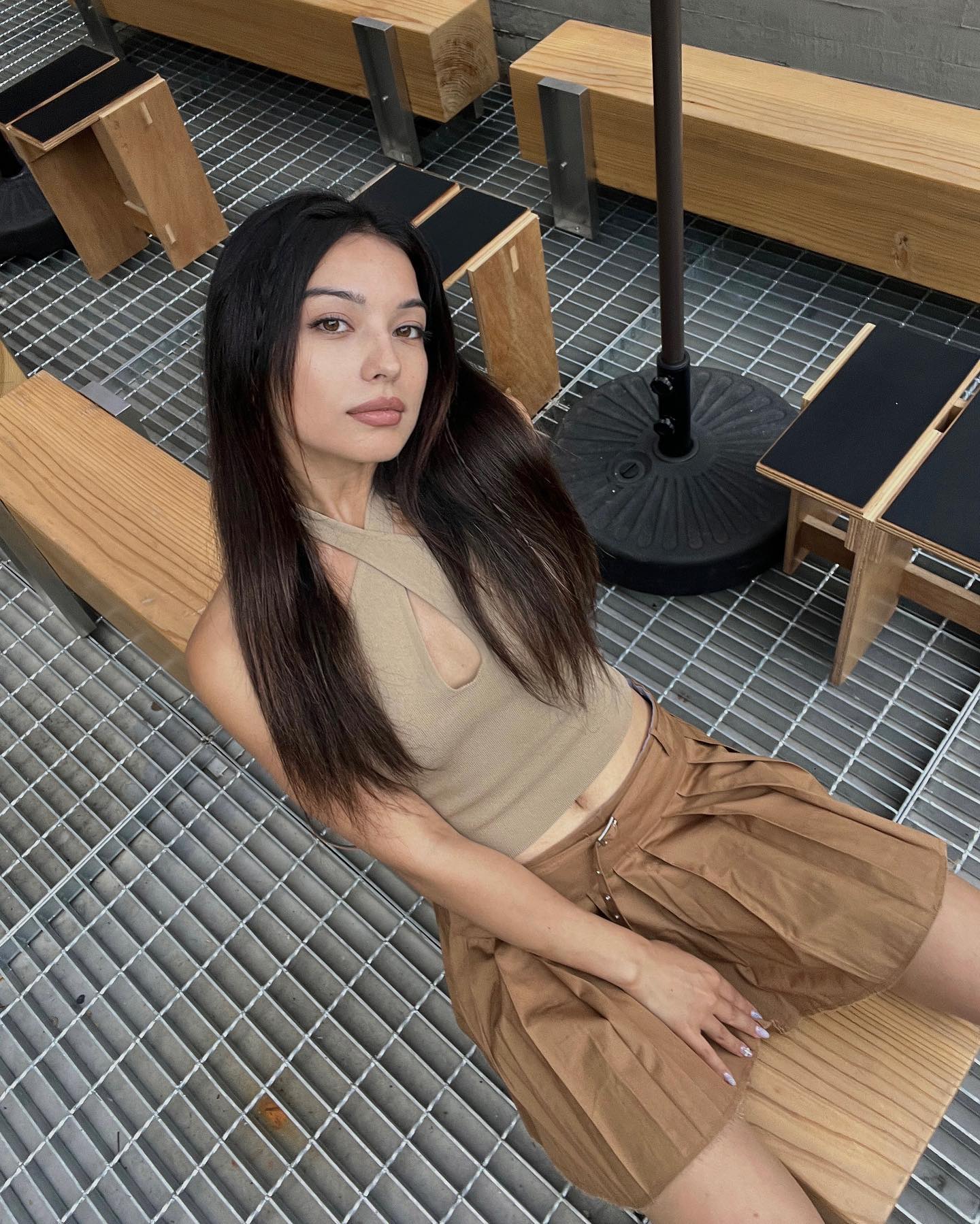 siyamore_ instagram image archive image