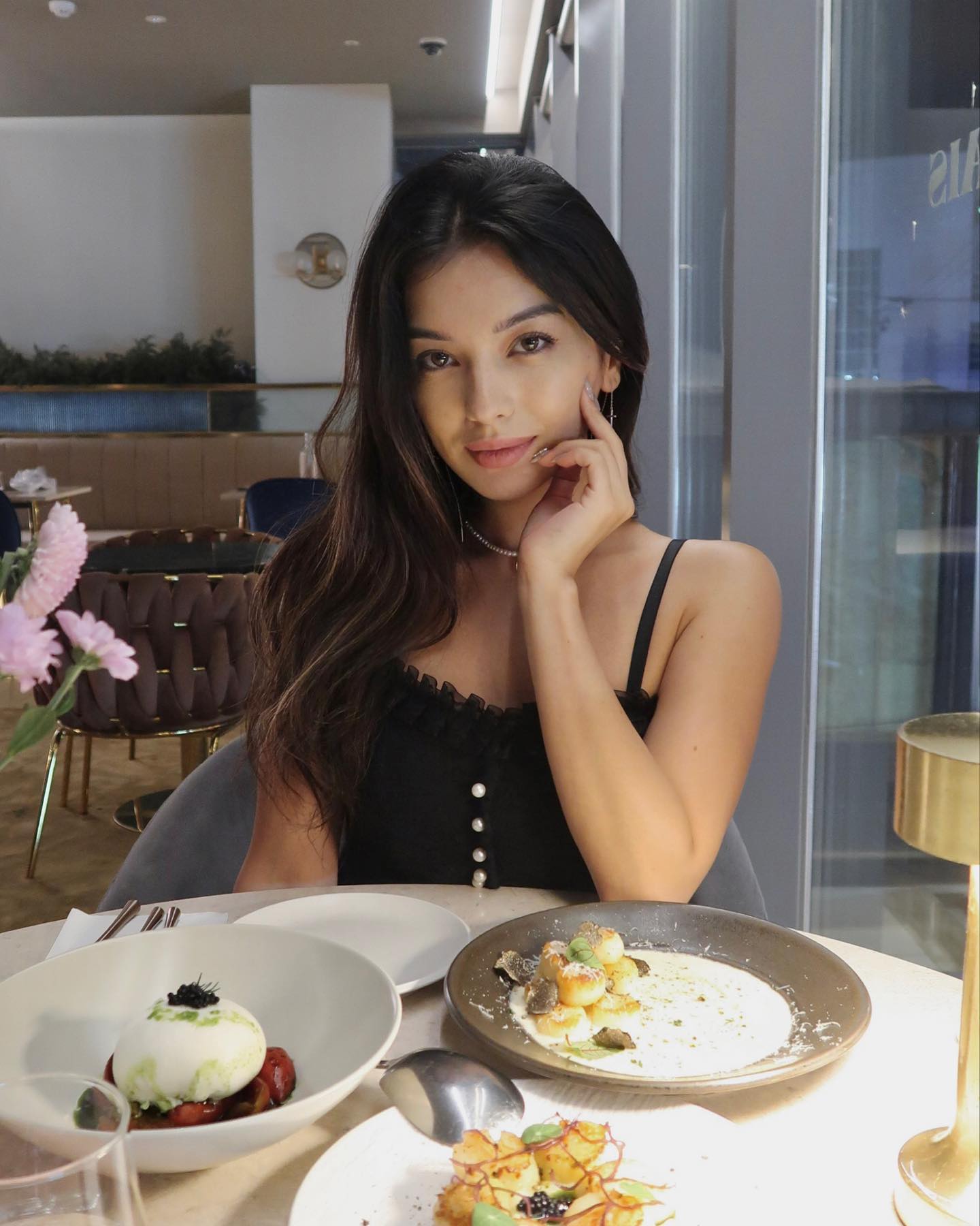 siyamore_ instagram image archive image