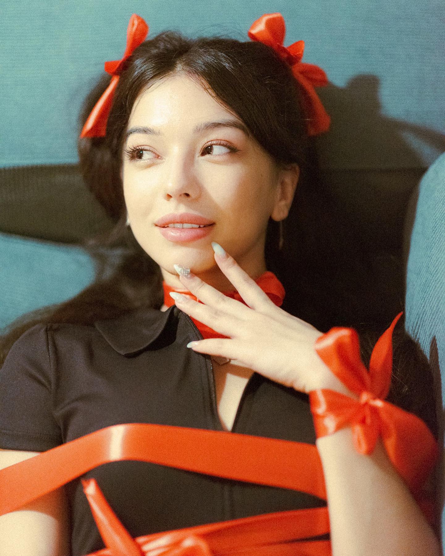 siyamore_ instagram image archive image