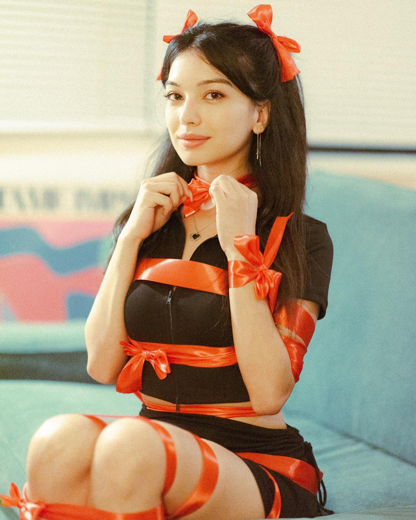 siyamore_ instagram image archive image