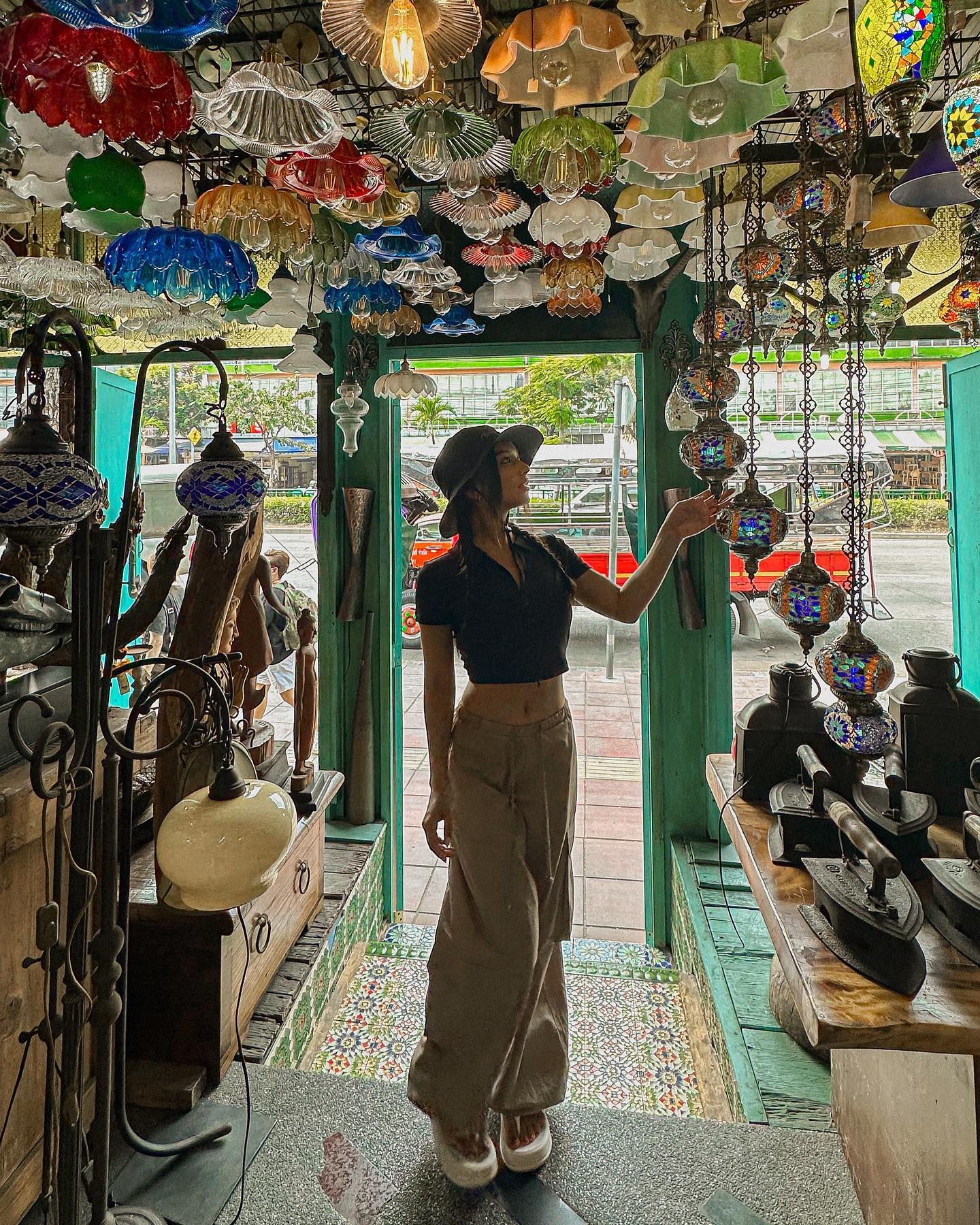 siyamore_ instagram image archive image