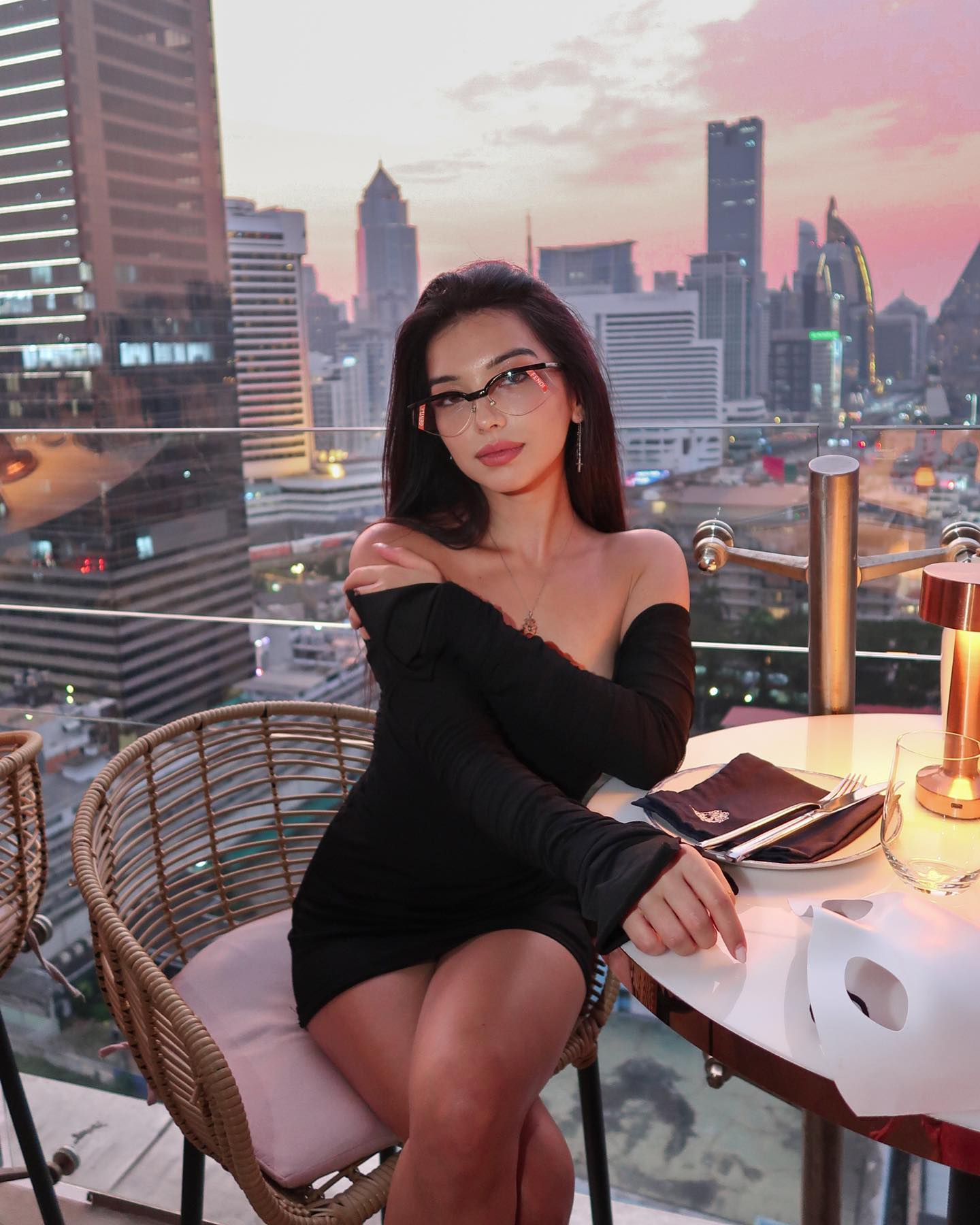 siyamore_ instagram image archive image