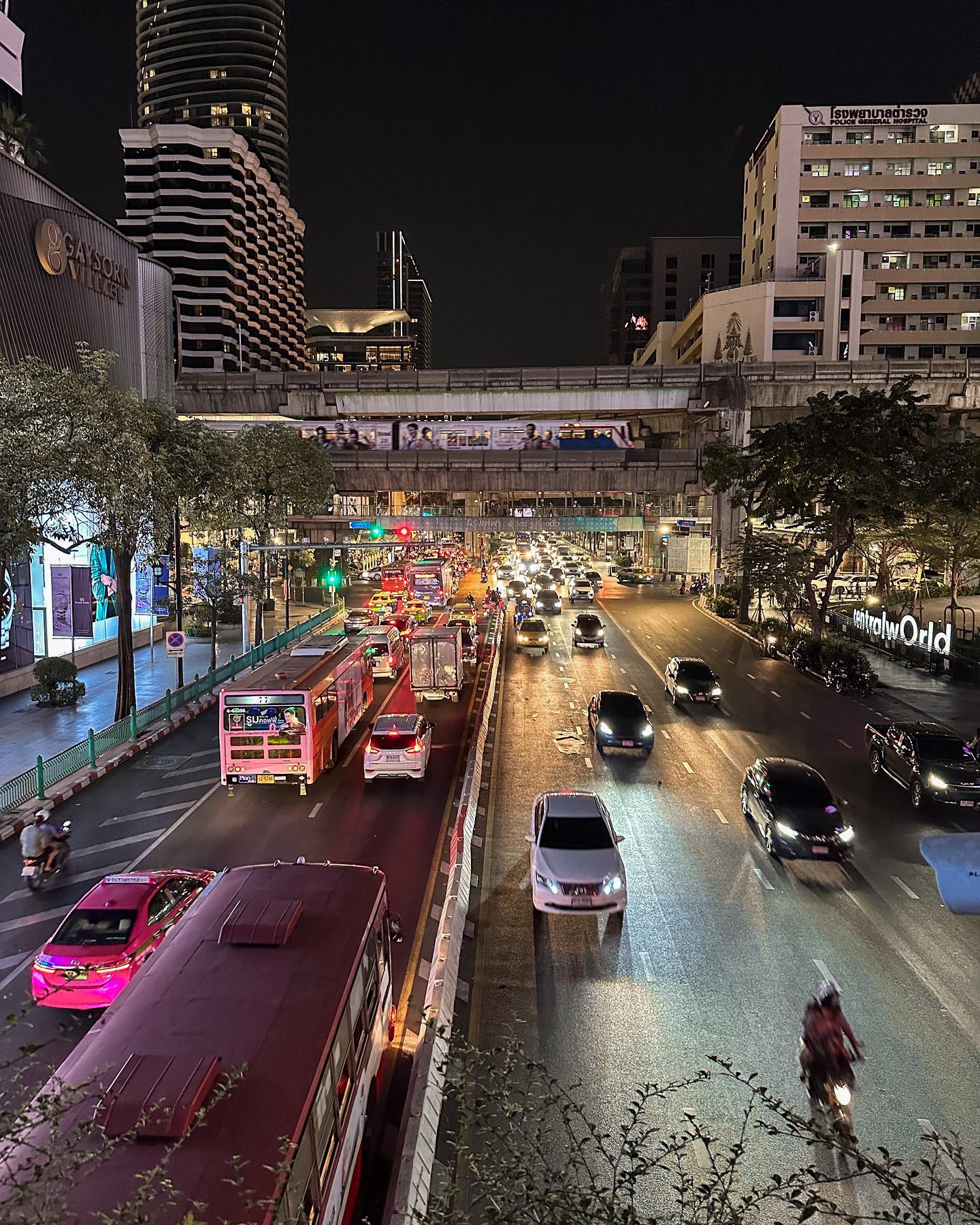 siyamore_ instagram image archive image