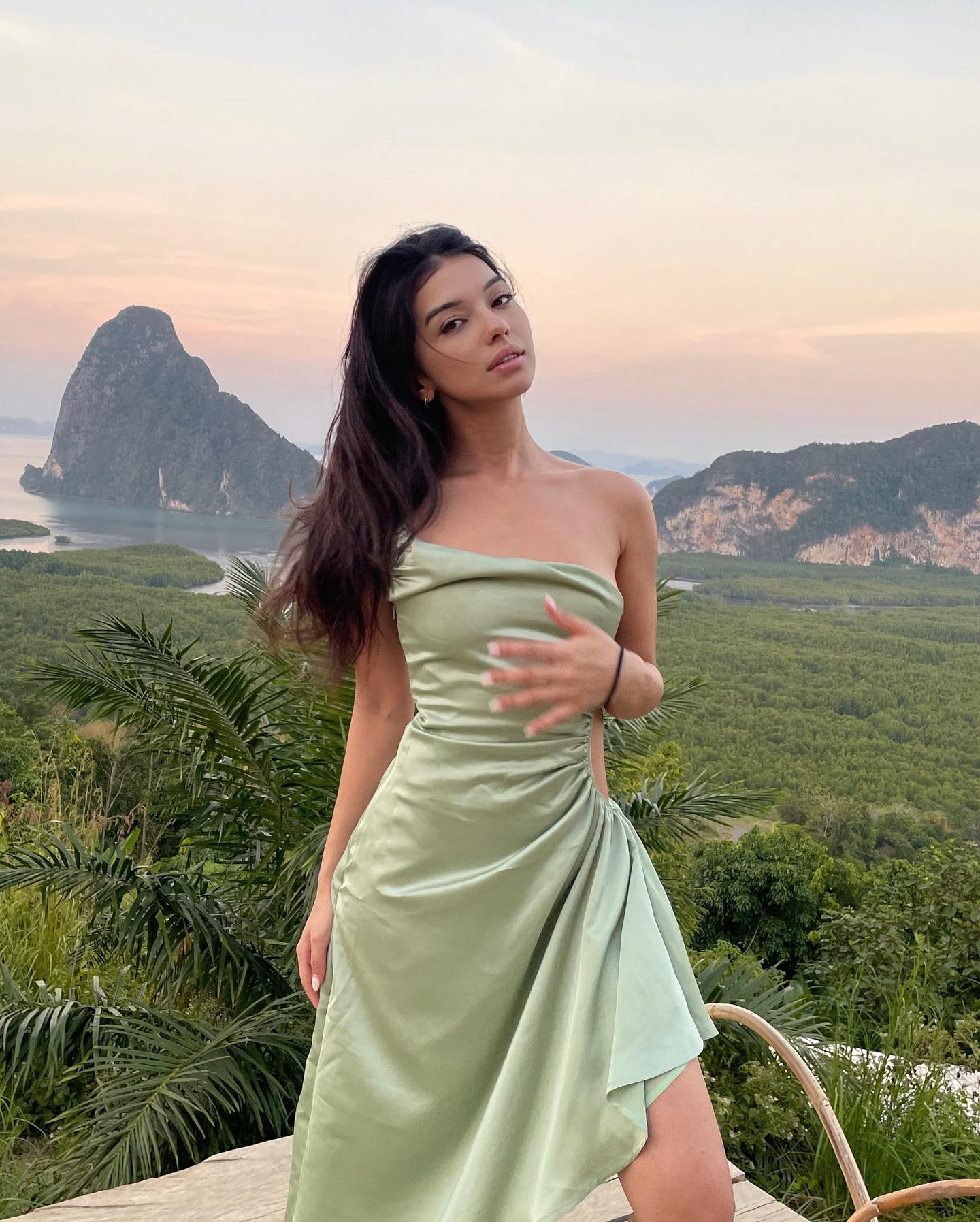 siyamore_ instagram image archive image