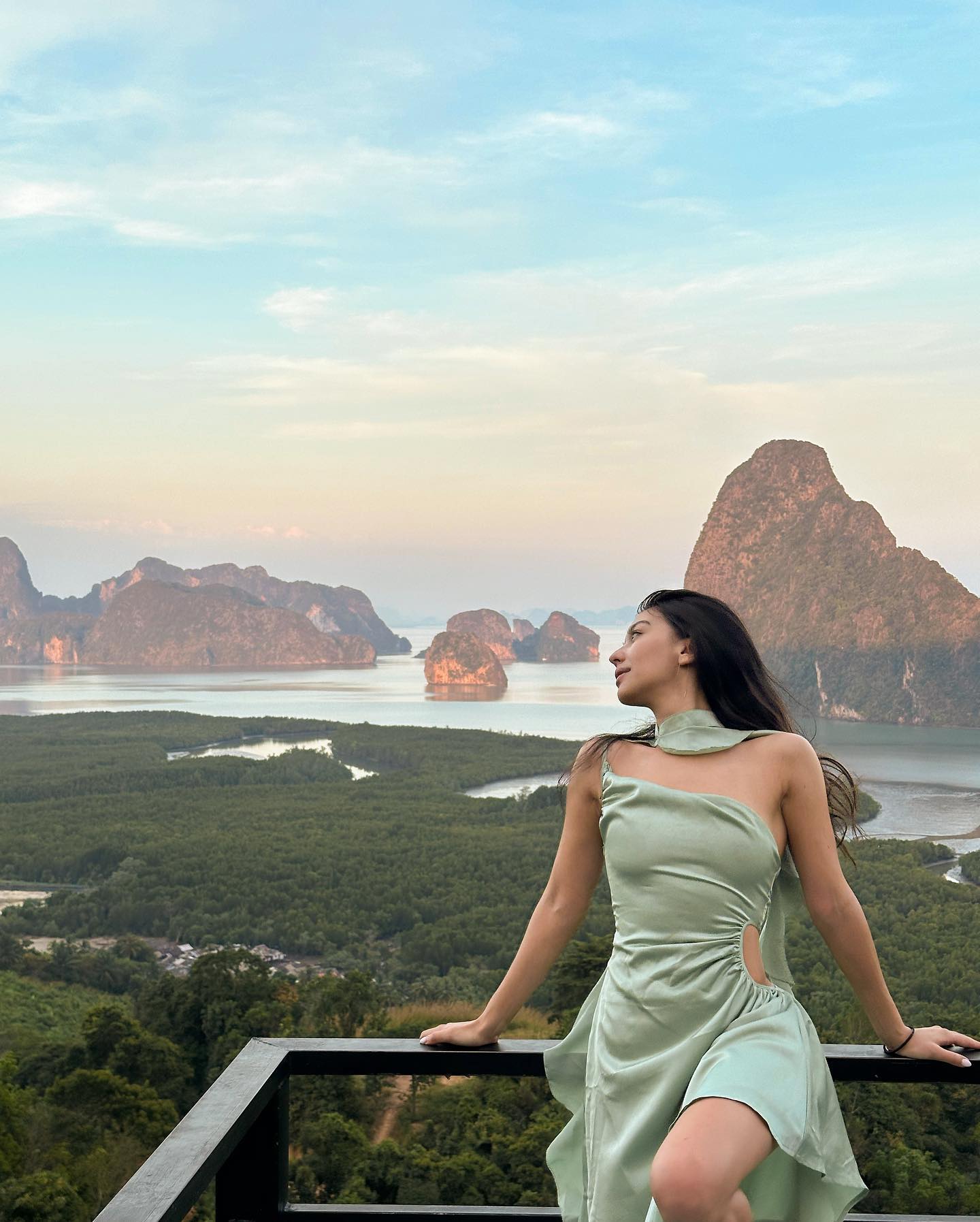 siyamore_ instagram image archive image