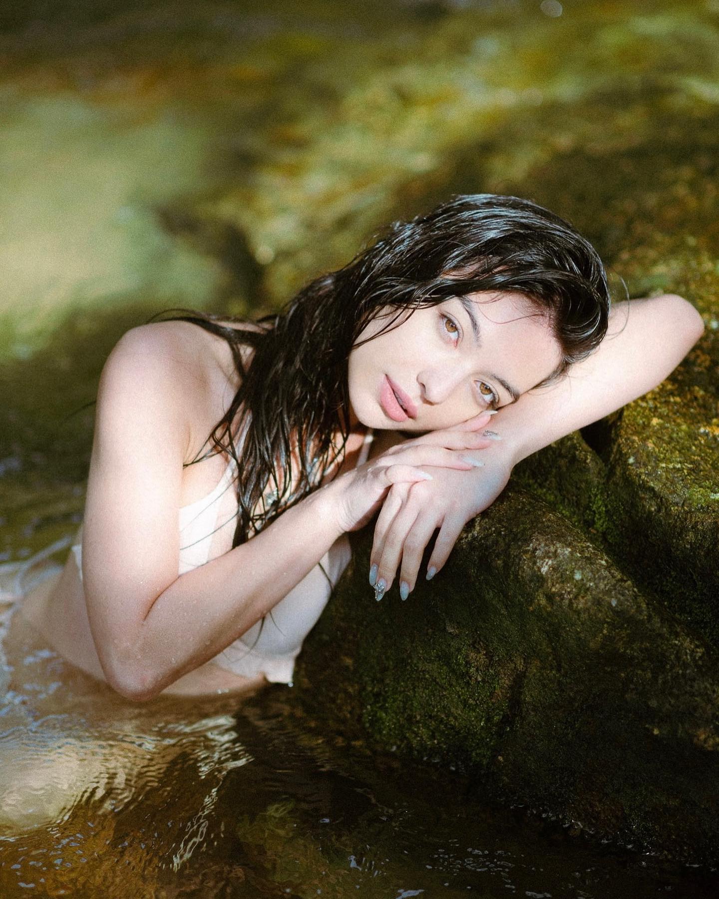 siyamore_ instagram image archive image