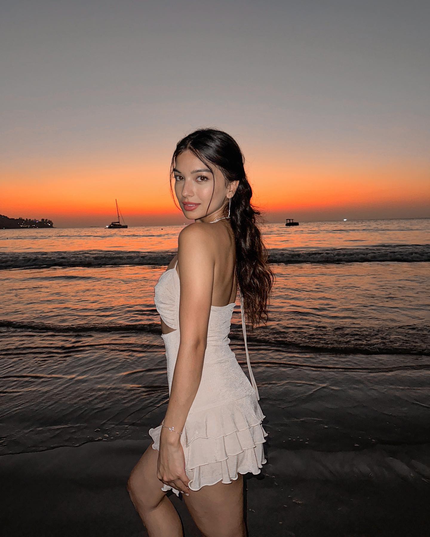 siyamore_ instagram image archive image