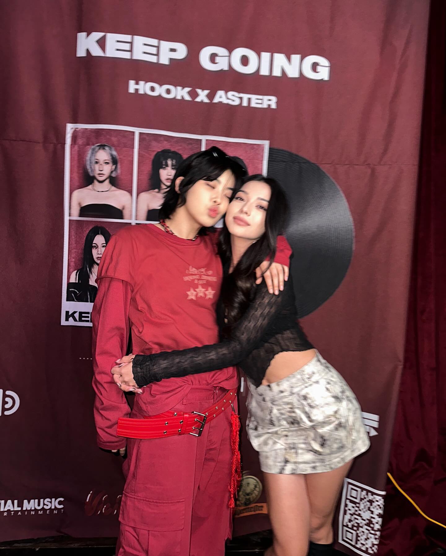 siyamore_ instagram image archive image