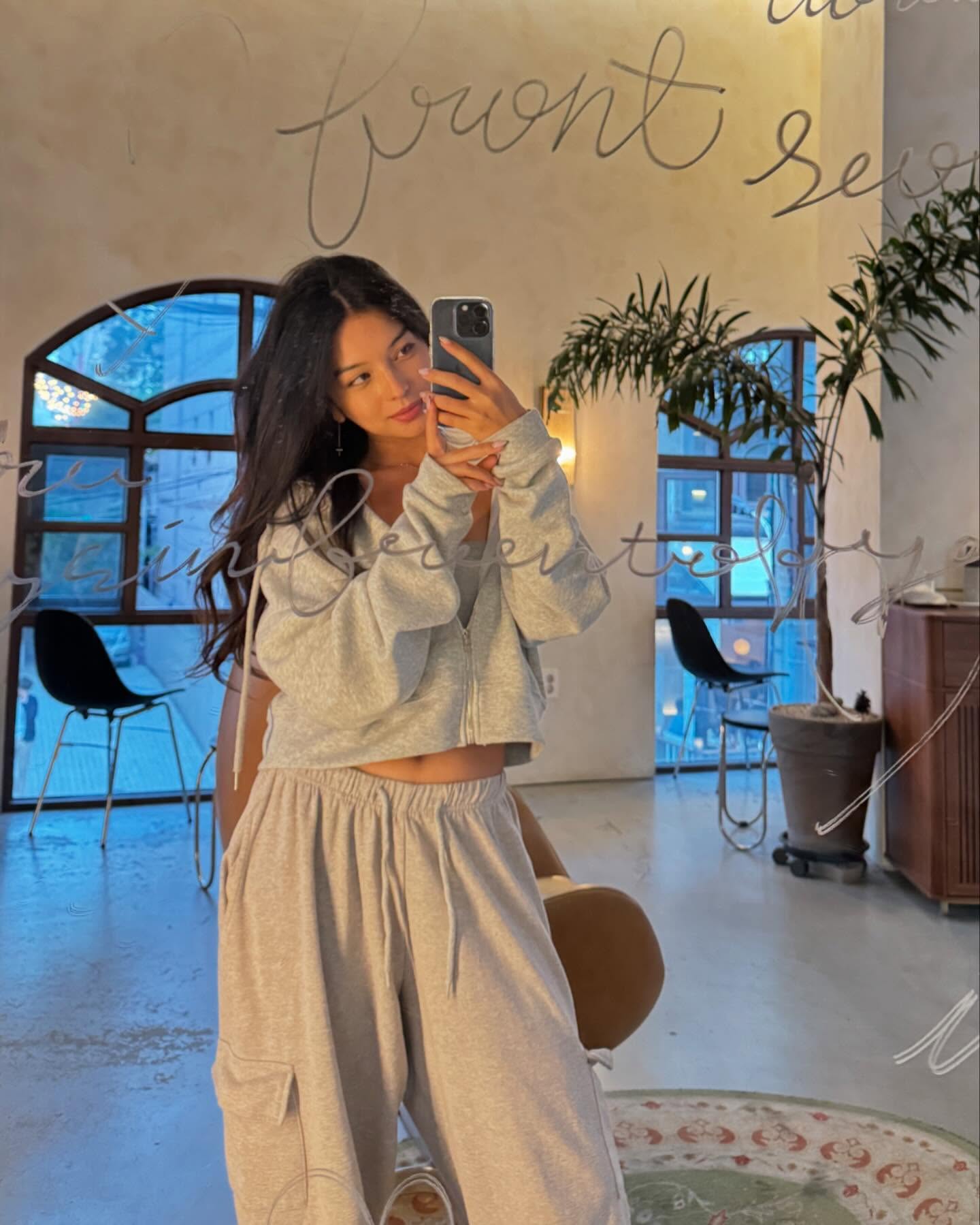 siyamore_ instagram image archive image