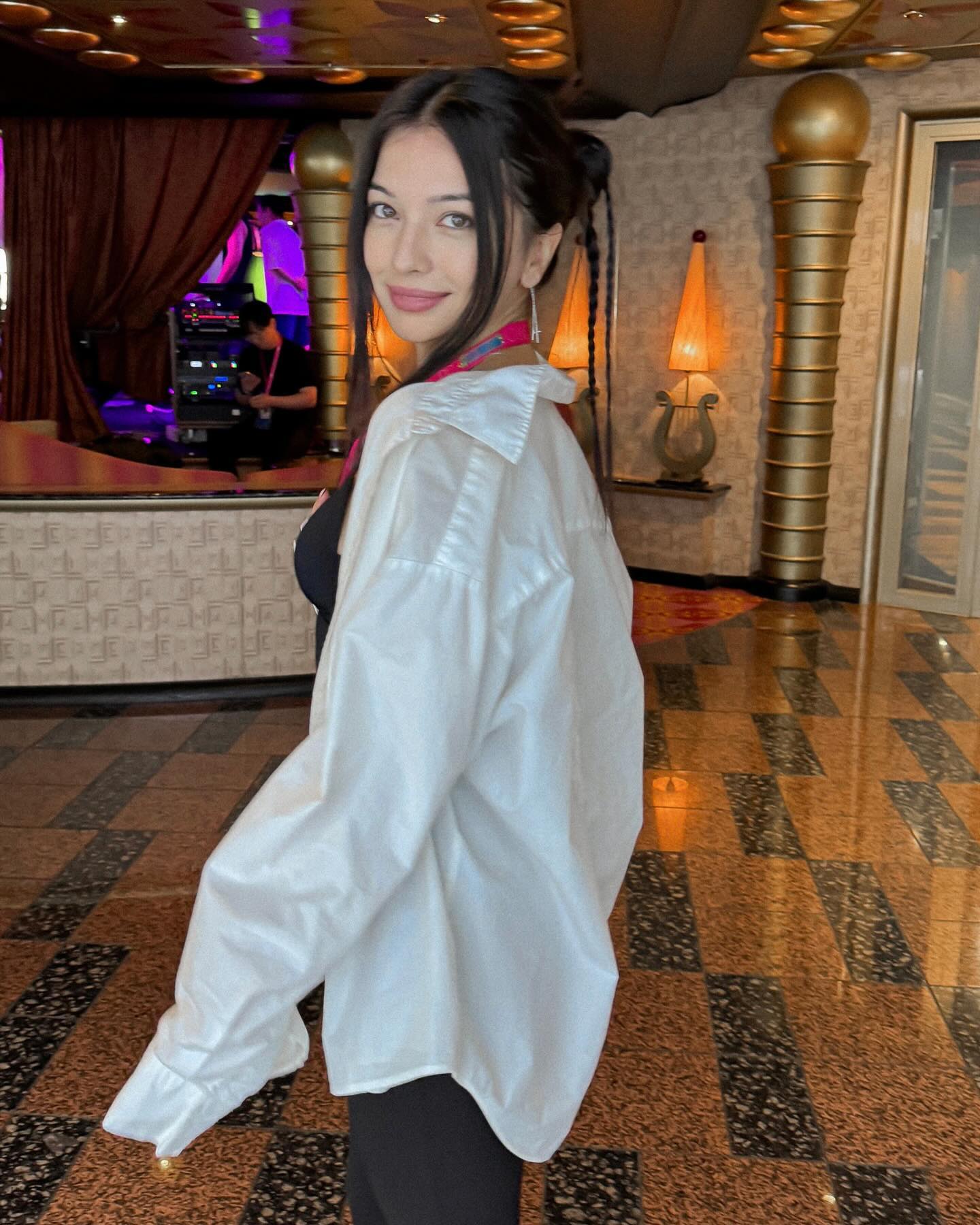 siyamore_ instagram image archive image